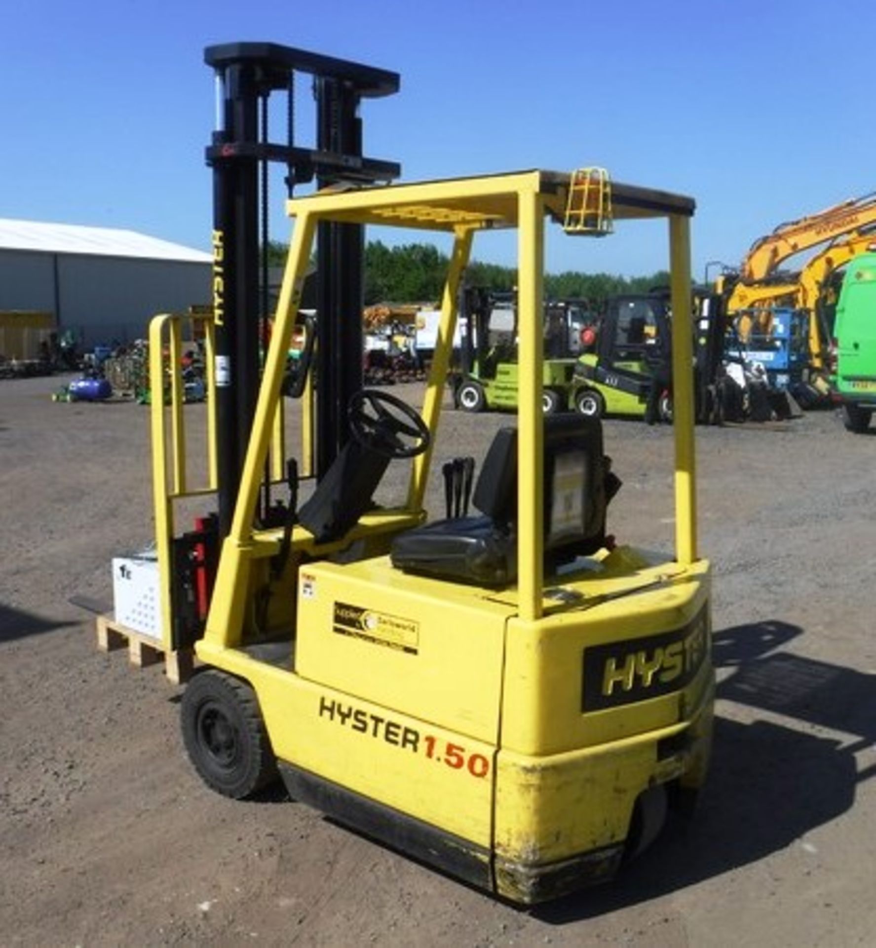 2011 HYSTER forklift A 1.50XL, s/n - C203B01762J, Max Reach - 3800mm, 402hrs (not verified) - Bild 13 aus 13