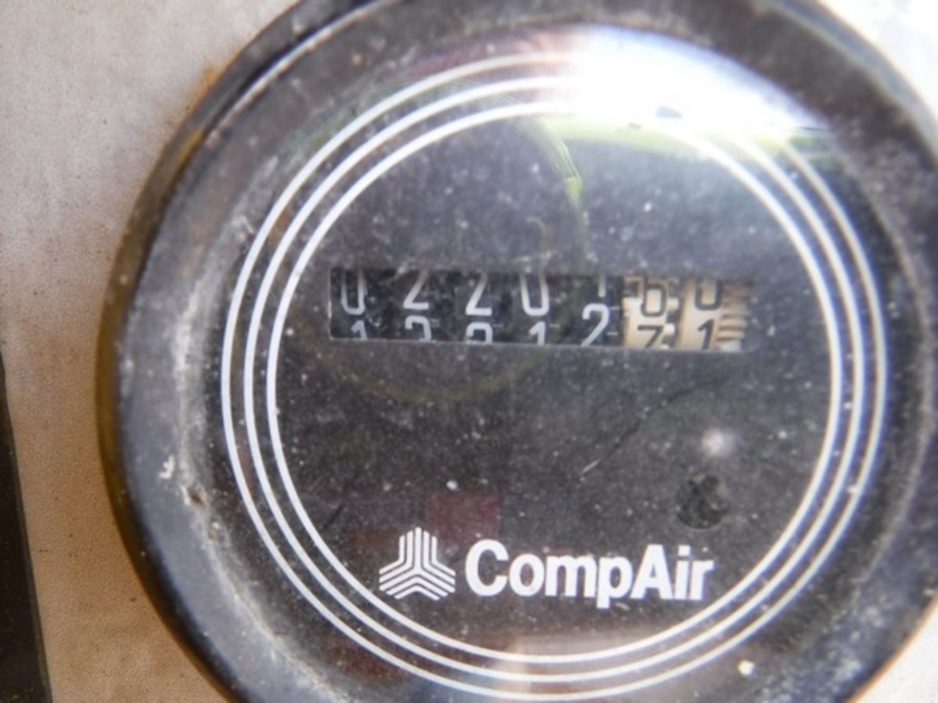 2002 COMPAIR DLT0404 2 tool compressor 2207hrs (not verified) - Bild 4 aus 5