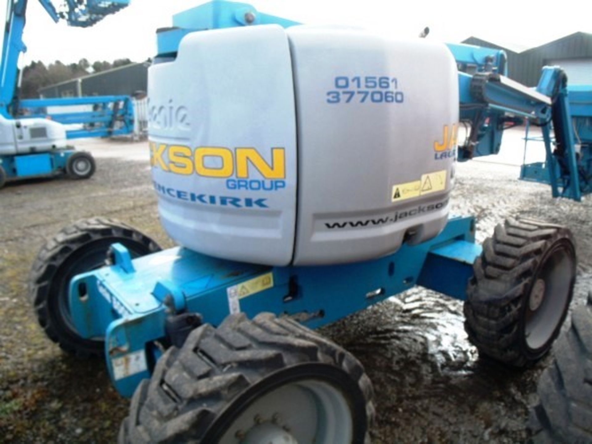 2007 GENIE Z45/25JIC, S/N - 467, 1733hrs (verified), diesel Deutz engine, 4 x 4 , solid wheels. - Bild 6 aus 9