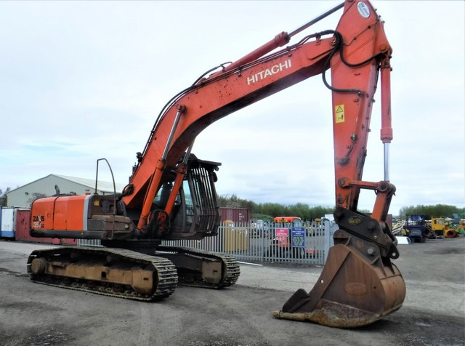 2008 HITACHI ZX350LC-3 excavator, s/n - HCMBFP00P00054918, 8750hrs (not verified), 1 bucket. - Image 12 of 25