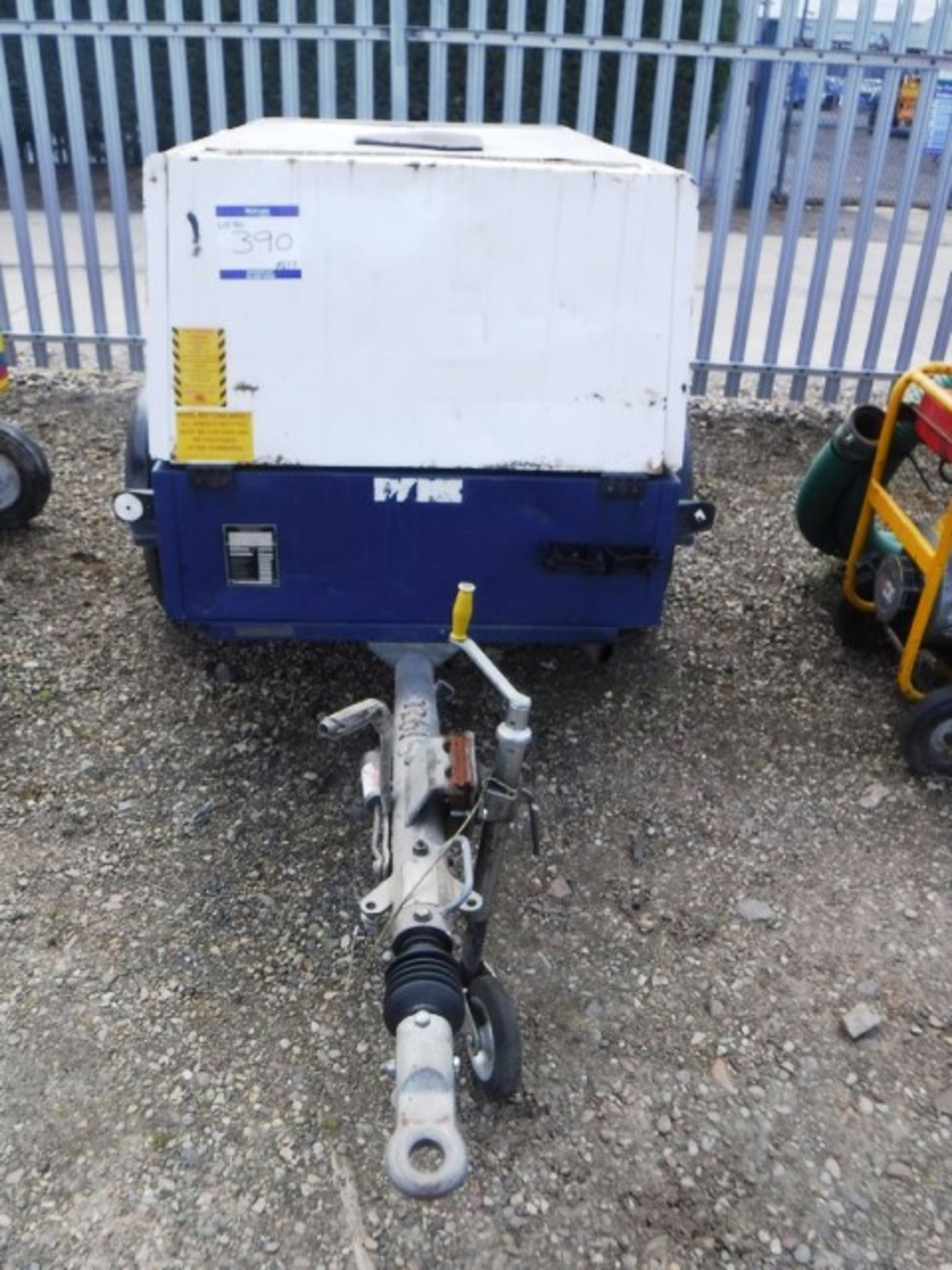 2006 COMPAIR DL0406 2 tool compressor 99hrs (not verified) - Image 2 of 7