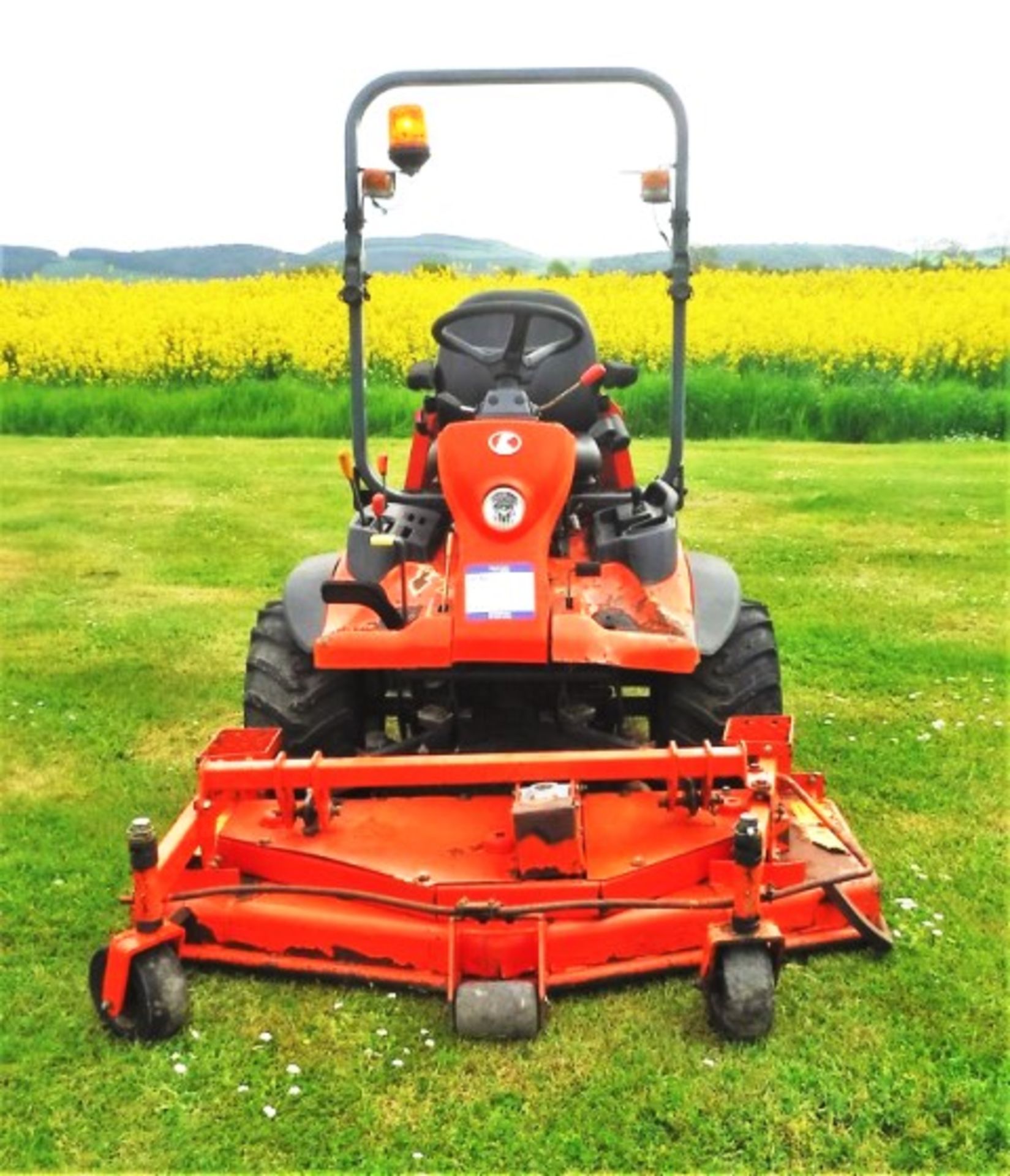 KUBOTA. F2880. ride on mower s/n20078 2021hrs (not verified) - Image 7 of 14