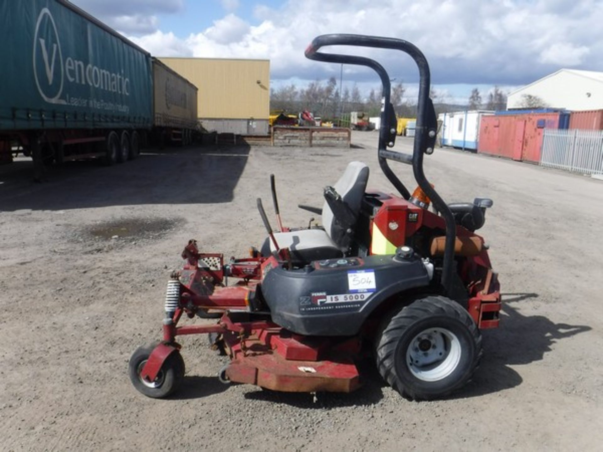 FERRIS IS50002 DIESEL ZERO TURN MOWER c/w CAT engine. Independent suspension. 1079hrs (not verified)