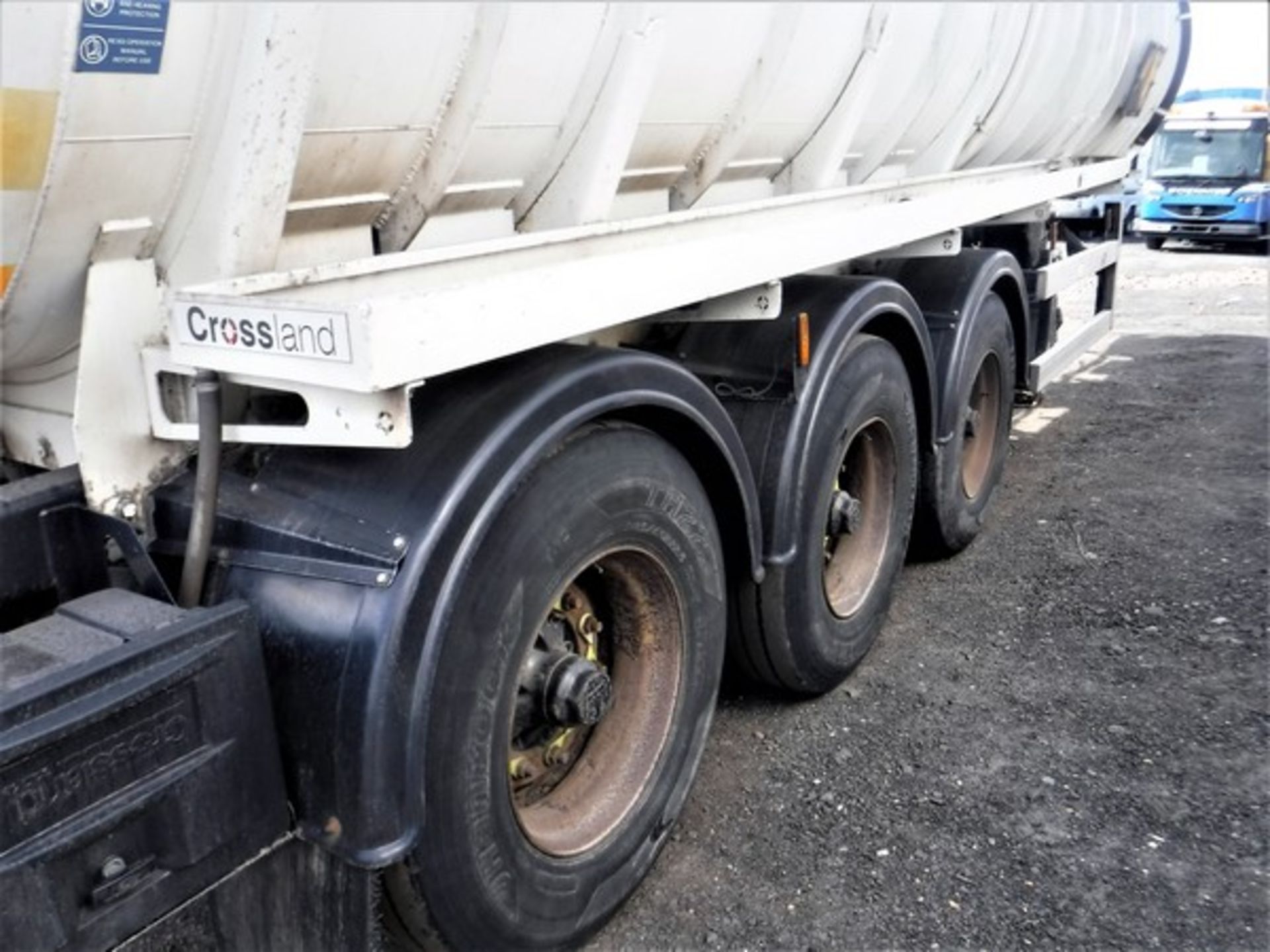 2007 WABCO vacuum tank trailer s/n 24/30000/07 Reg No C233119. Triple axle. GVW 38180kg 30.11.18 c - Image 16 of 17