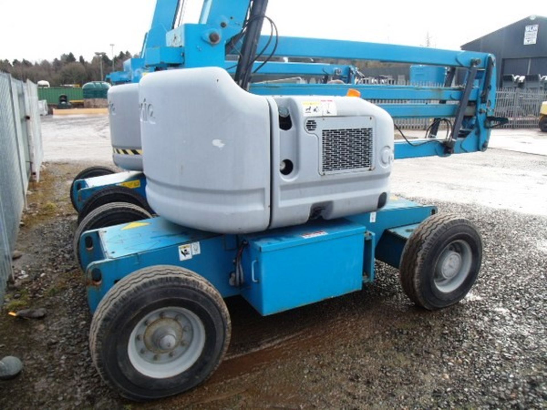 2012 GENIE Z45/25J Bi-Fuel, s/n - 45278, 405hrs (verified), Kubota engine. - Image 4 of 13