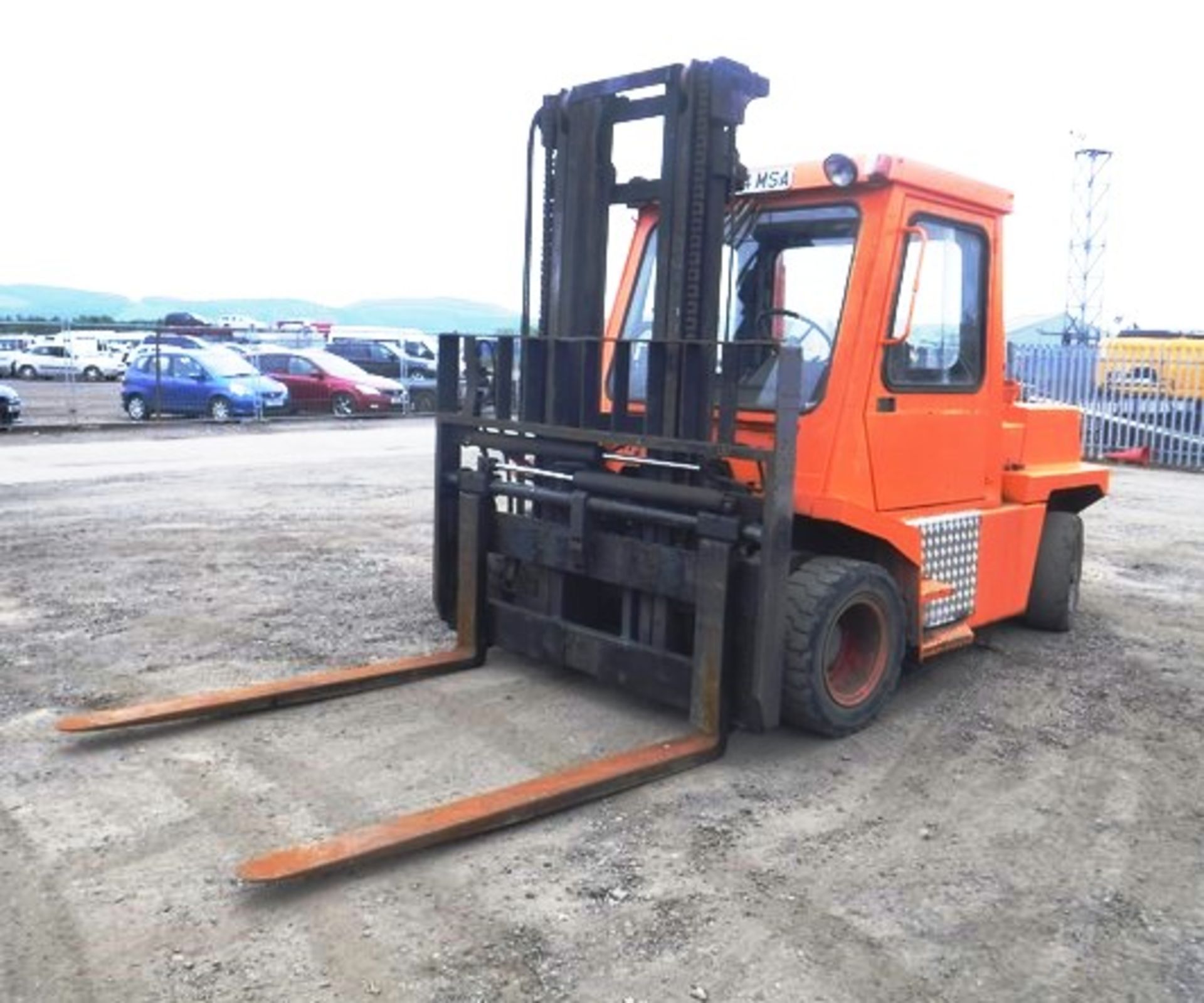 FIAT 8T FORKLIFT s/n 9449820 3665hrs (not verified). Reg No 454 MSA - Image 10 of 17