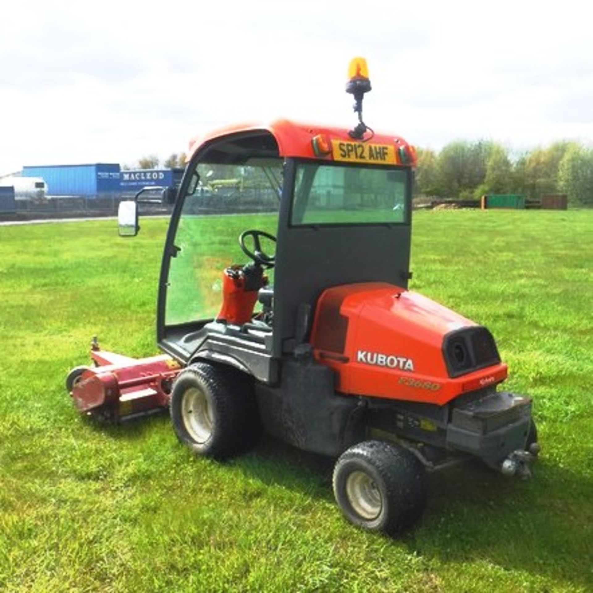 2010 KUBOTA 3680 - FC. Flaildeck 155 out front mower. Reg No SP12 AHF, s/n 3680 C327-21. 1229 hrs (n - Bild 16 aus 18