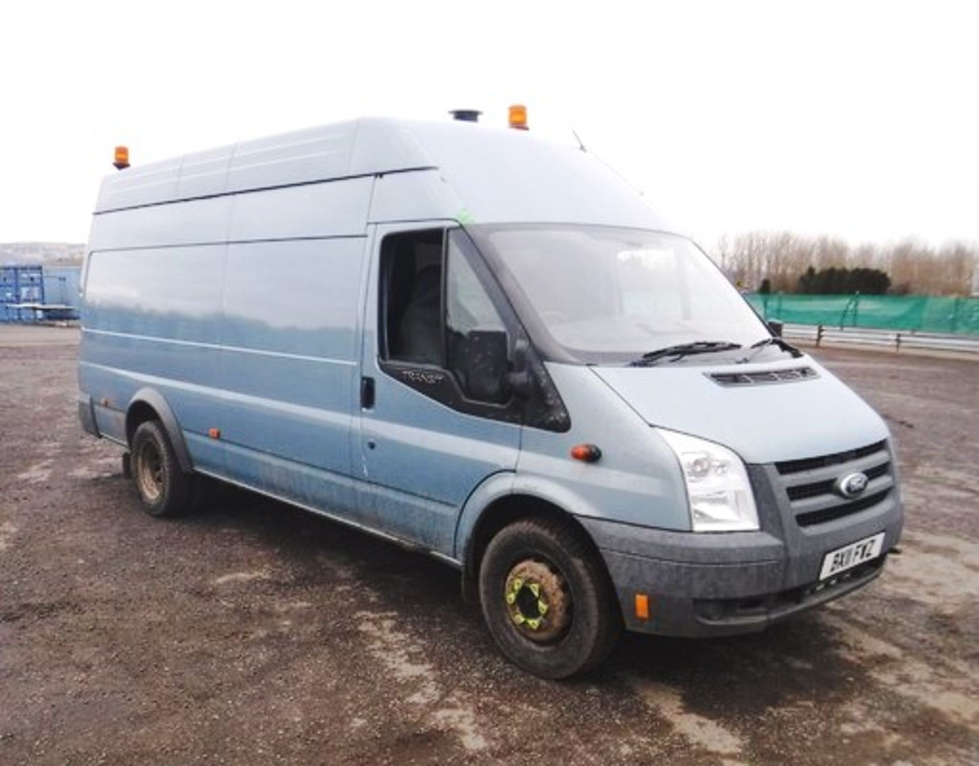 FORD MODEL TRANSIT 115 T460 RWD - 2402cc - Bild 6 aus 13