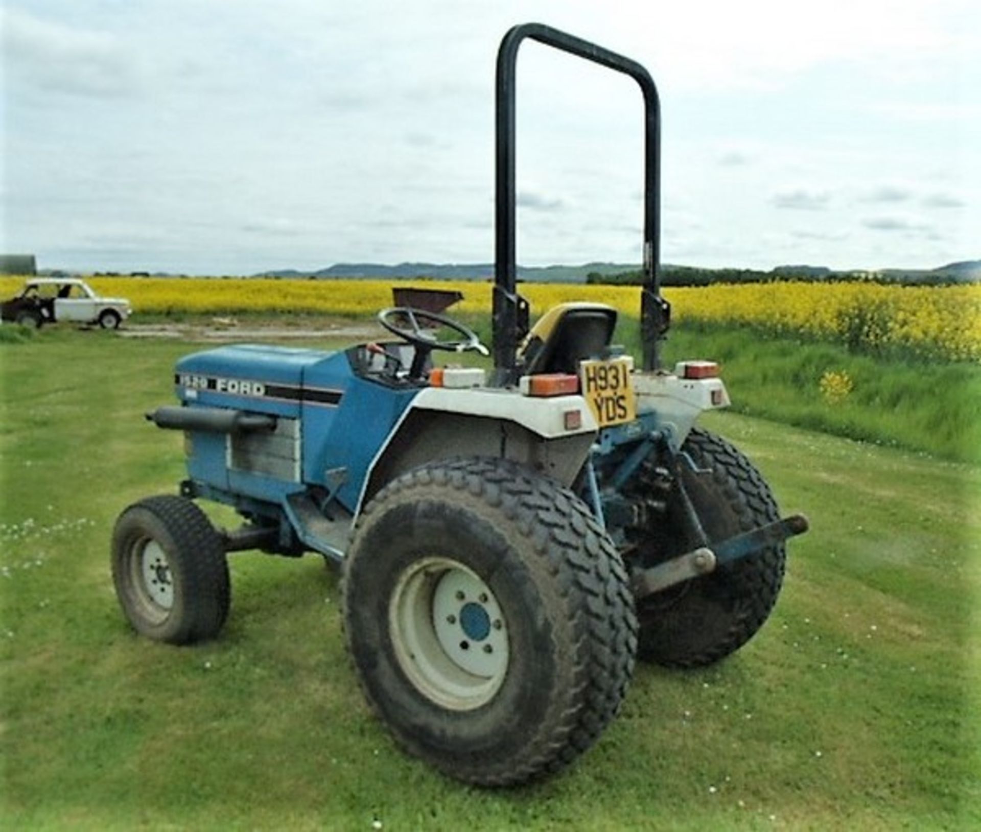 1990 FORD TRACTOR 1520. 3777hrs (not verified) - Image 14 of 16