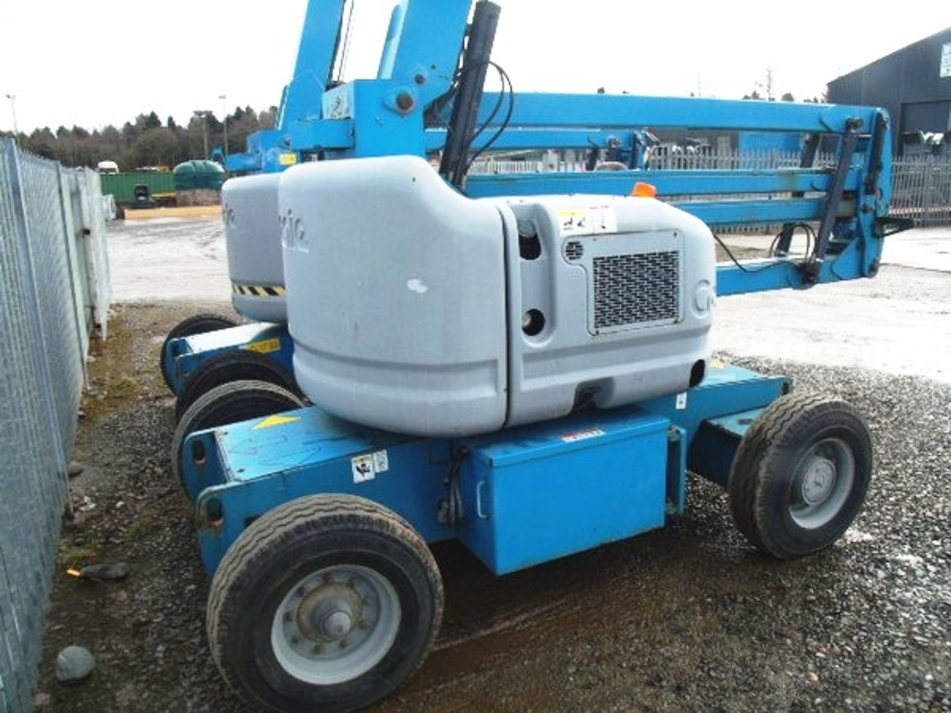 2012 GENIE Z45/25J Bi-Fuel, s/n - 45278, 405hrs (verified), Kubota engine. - Image 3 of 13