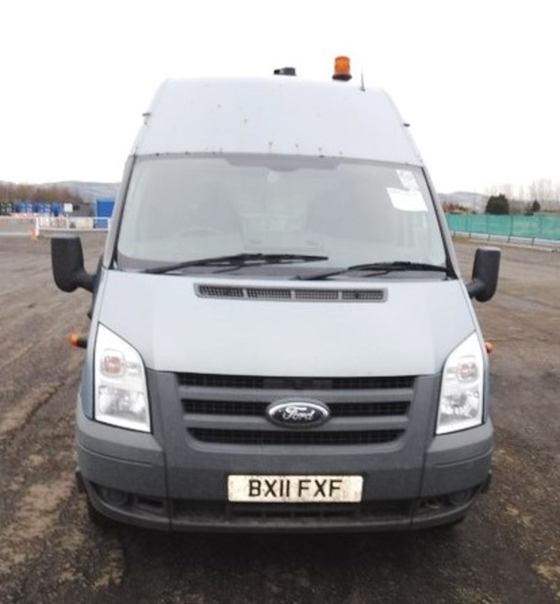 FORD MODEL TRANSIT 115 T460 RWD - 2402cc - Image 6 of 13