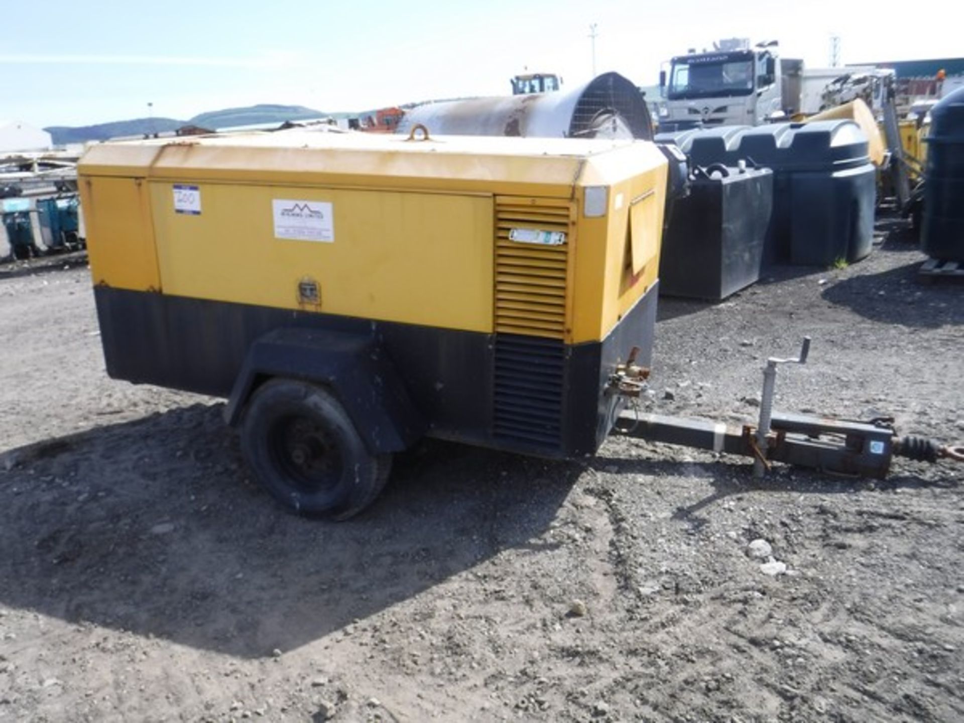 INGERSOLL RAND XR380P compressor s/n SCZXP380PYY656019 3445hrs (not verified)