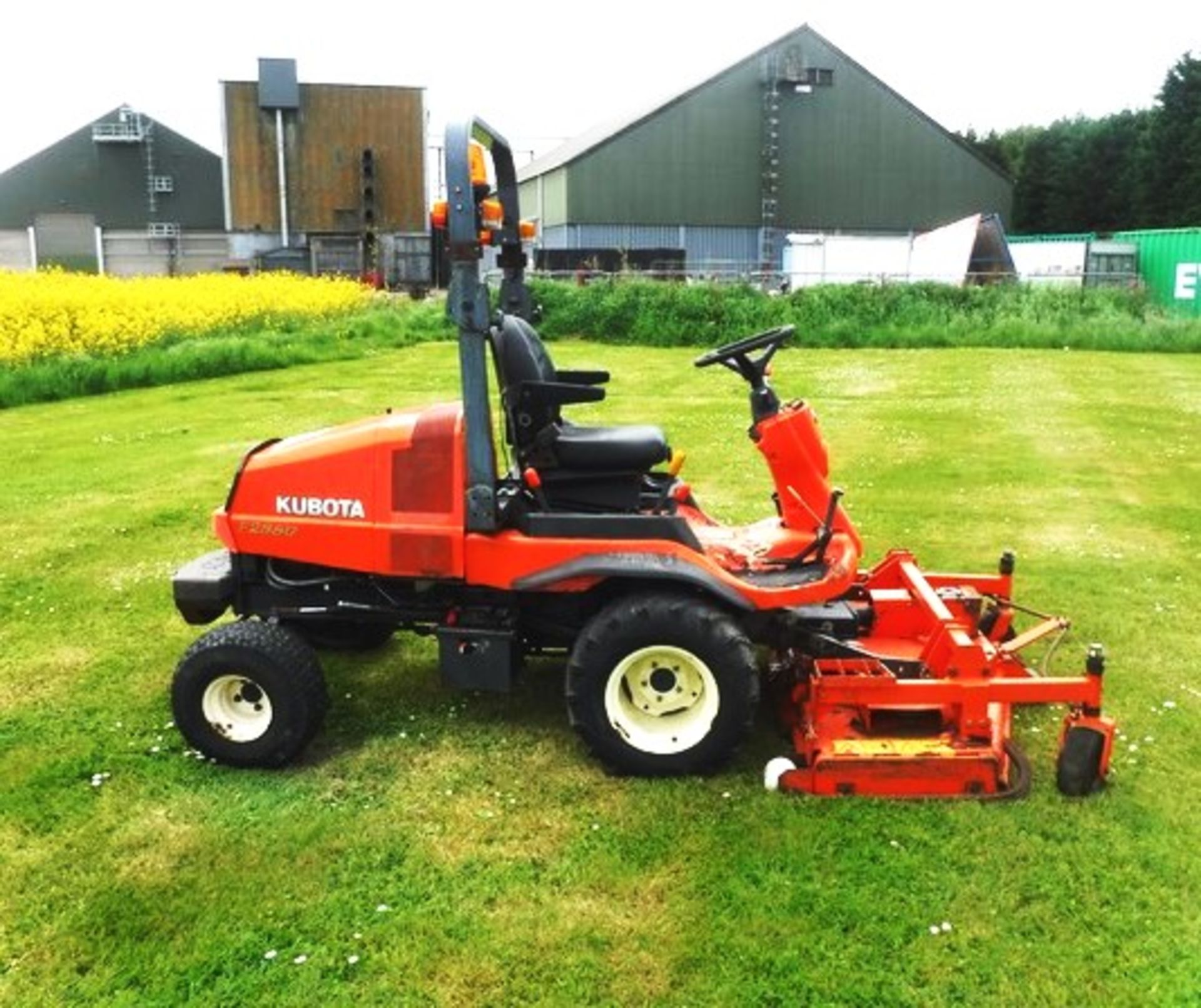 KUBOTA. F2880. ride on mower s/n20078 2021hrs (not verified) - Image 9 of 14