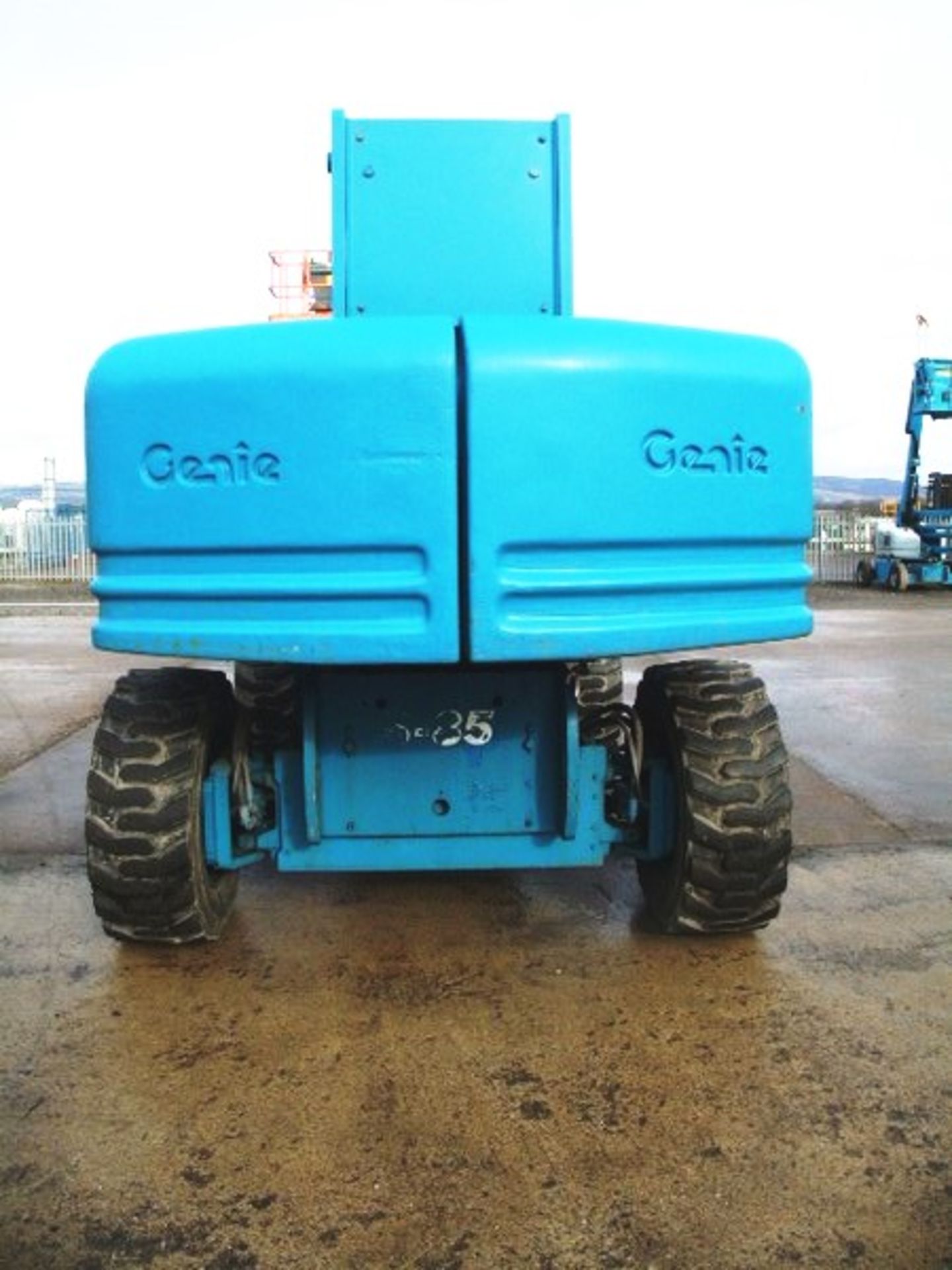 1999 GENIE 4X4 S85, s/n -1256, 5795hrs (verified), new alternator fitted 4 months ago, solid tyres. - Image 9 of 11