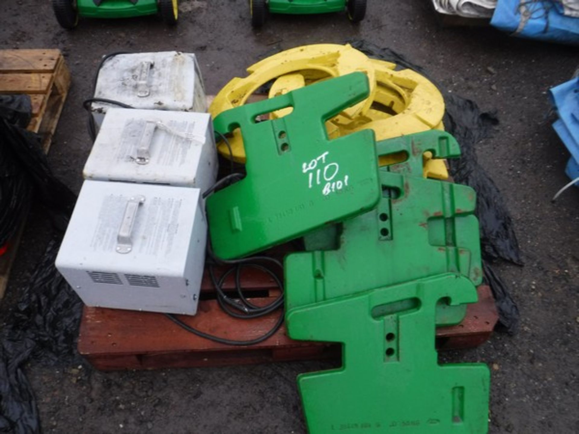 PALLET CONTAINING 3 ELECTRIC JOHN DEERE E-GATOR CHARGERS, 4 WHEEL WEIGHTS FOR JOHN DEERE TRACTOR & 4