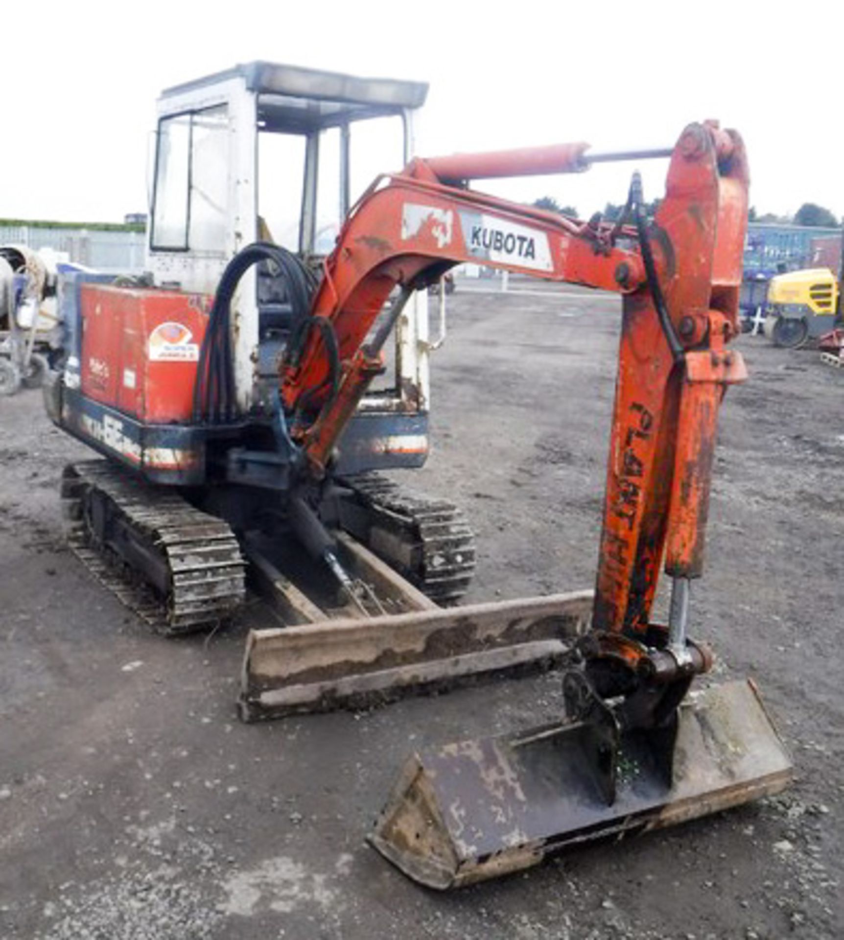 KUBOTA KH66 C/W 3 BUCKETS - Bild 3 aus 9