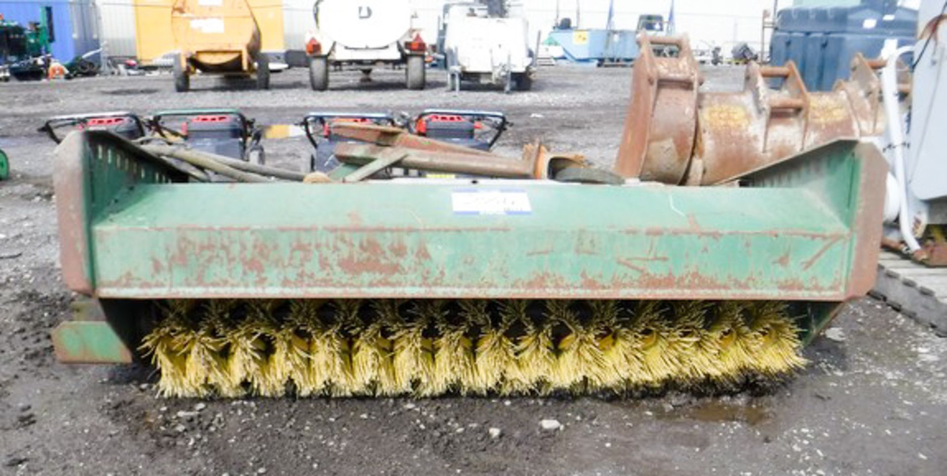 2009 ALBUTT HYDRAULIC BRUSH, MODEL NO - SBB173625P, S/N 27528 - Image 2 of 4