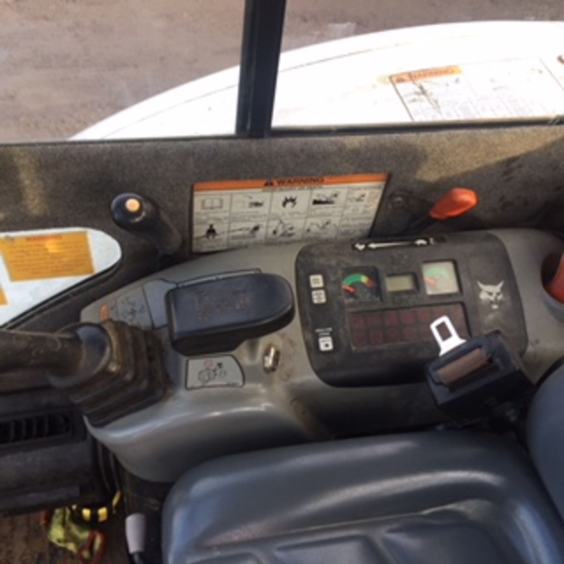 2006 BOBCAT 328G, S/N 234213742, 2760HRS (NOT VERIFIED) C/W 1 BUCKET** VIEWED FROM & SOLD AT G69 6DW - Image 2 of 10