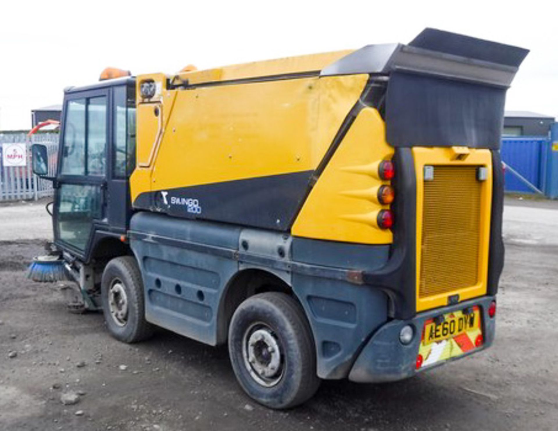 2011 SCHMIDT PRECNCT SWEEPER, REG AE60 DYW, 2 AXLES. DOCUMENTS IN OFFICE. - Bild 7 aus 15