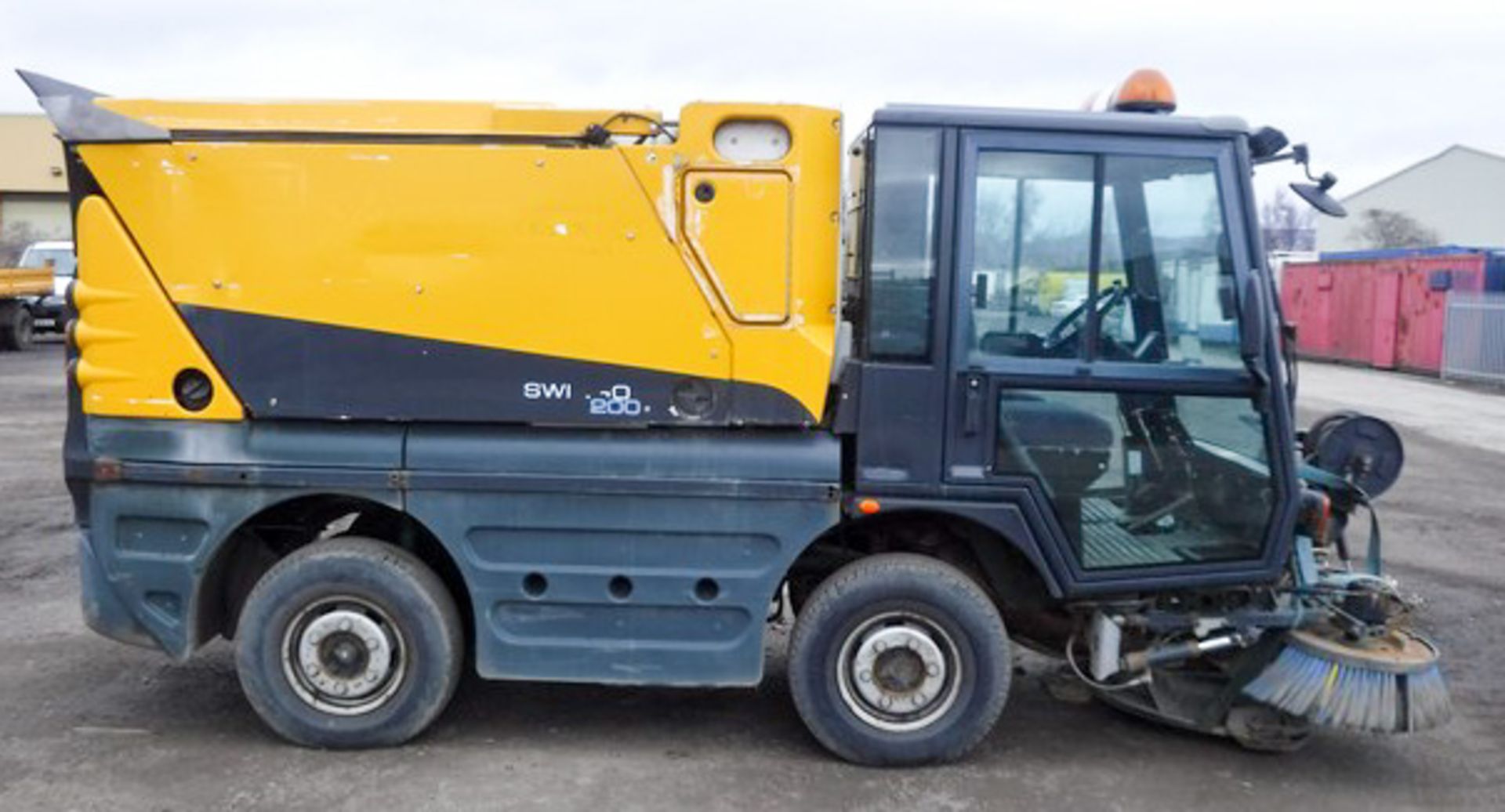 2011 SCHMIDT PRECNCT SWEEPER, REG AE60 DYW, 2 AXLES. DOCUMENTS IN OFFICE. - Image 4 of 15