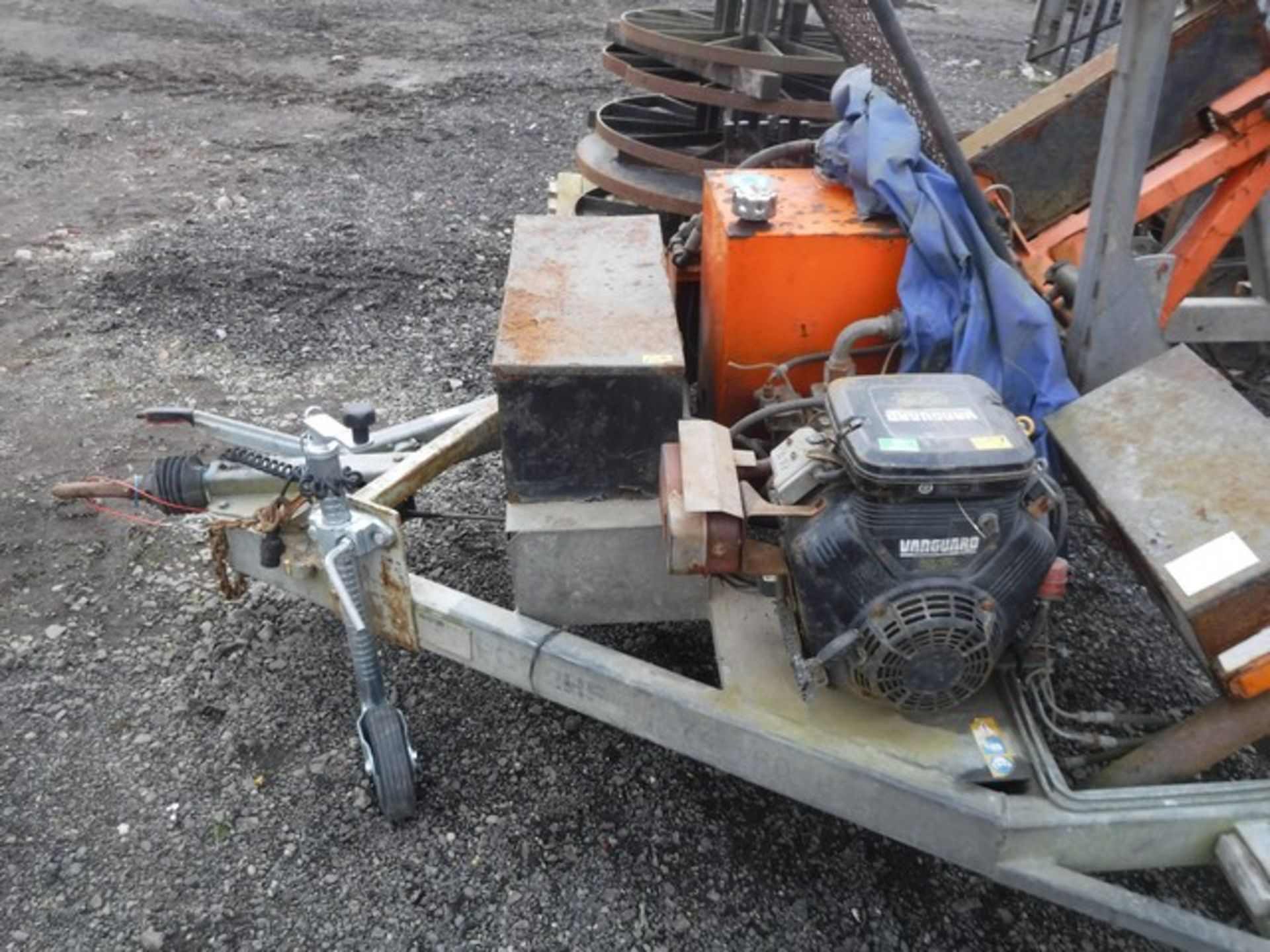 CLYDESDALE CABLE WINCH TRAILER WITH PALLETS OF REELS, S/N 224006080, ASSET NO 747-6016 - Image 7 of 10