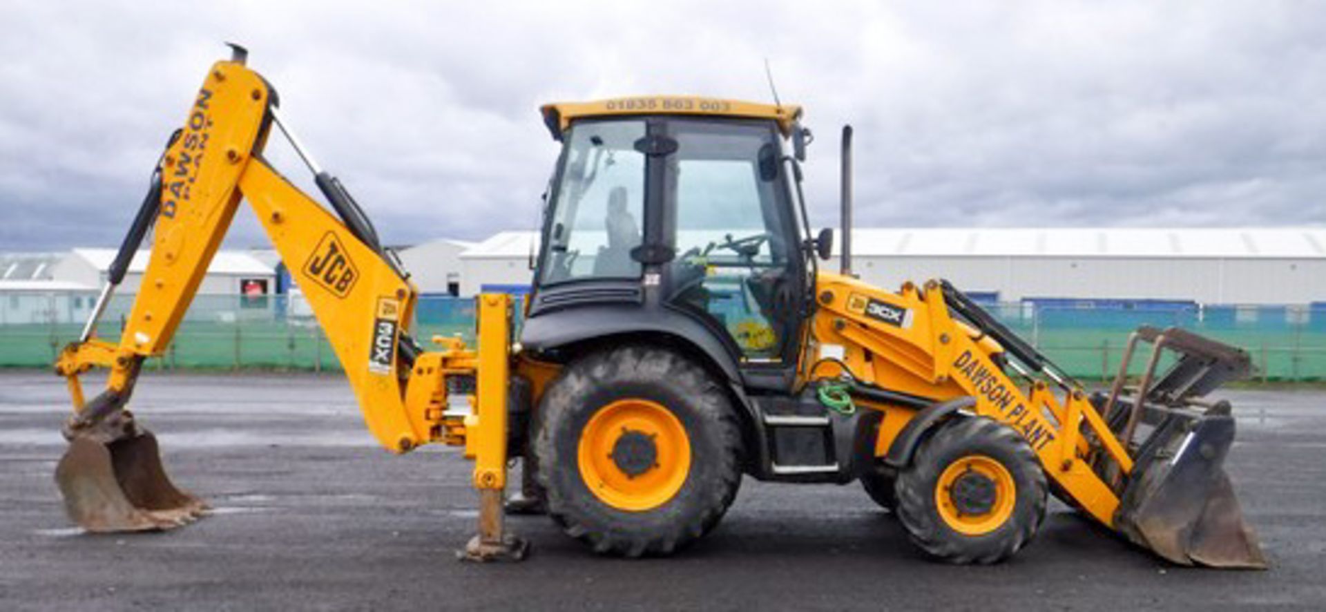 2010 JCB 3CX BACKHOE C/W 1 BUCKET. REG NO SF10 FLX. SN1706751. 5943 HRS (NOT VERIFIED). DOCUMENTS IN - Image 13 of 17