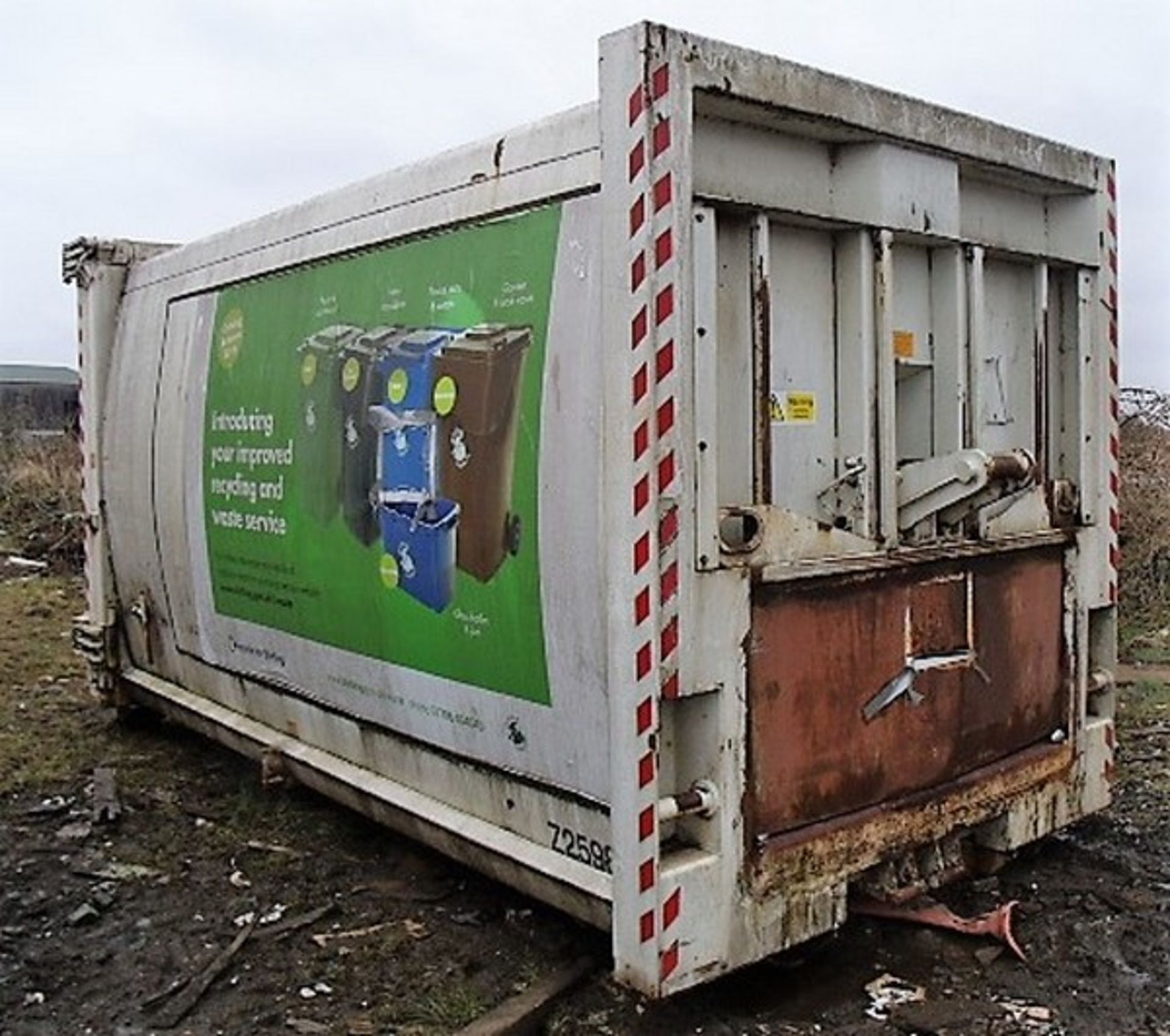 ENCLOSED COMPACTION SKIP. SOLD FROM ERROL AUCTION SITE. VIEWING AND UPLIFT FROM LOWER POLMAISE FK7 7