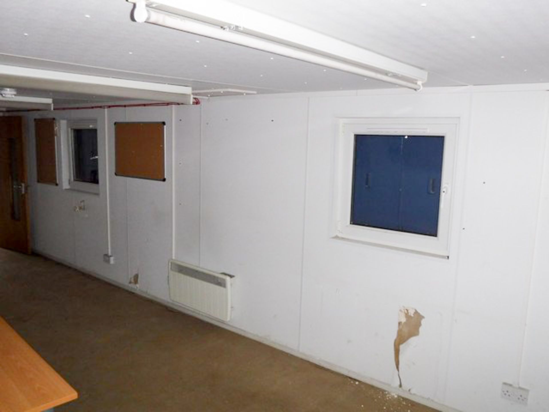 40' X 10' DOUBLE OFFICE PORTABLE BUILDING - Image 3 of 14