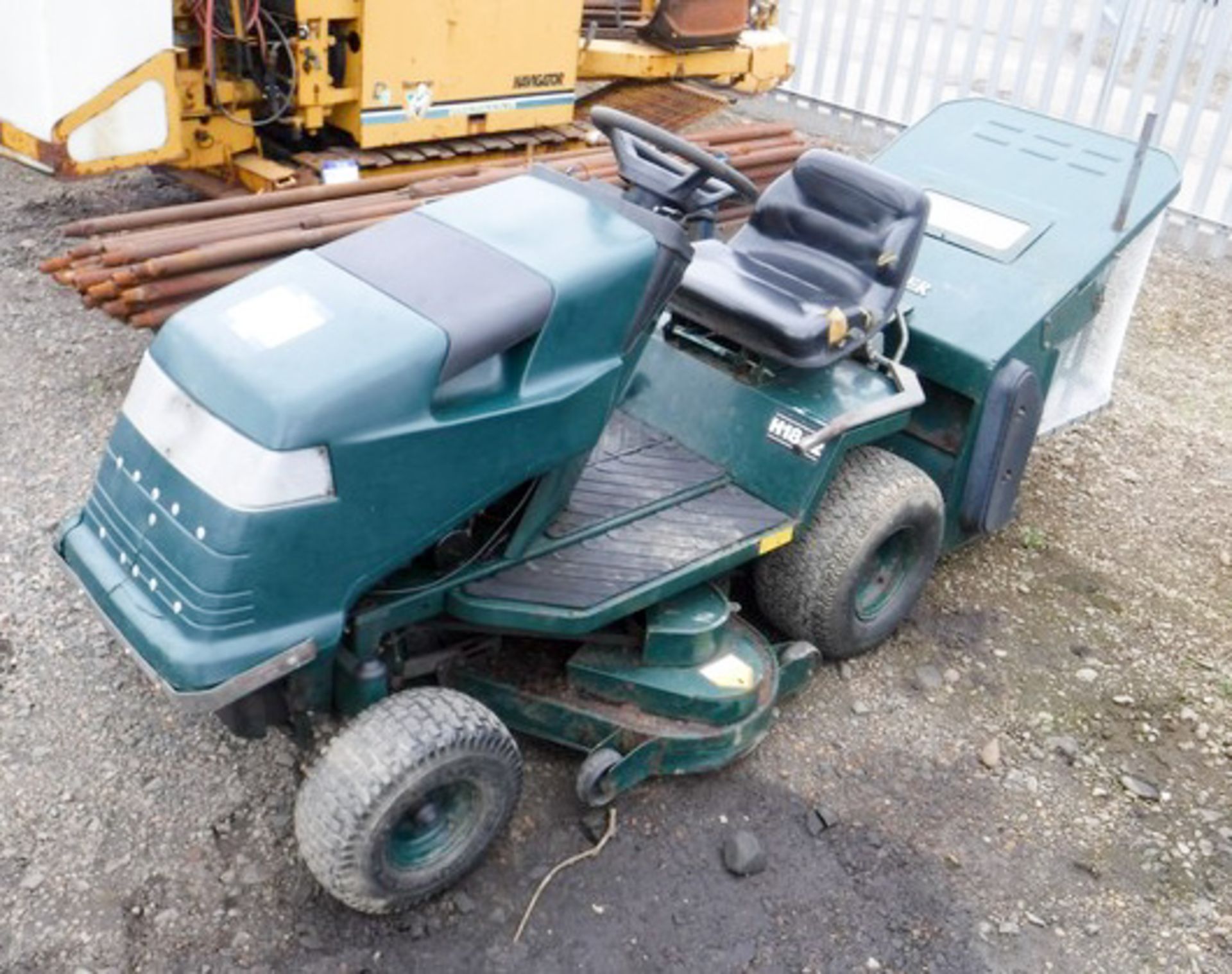 HAYTER H1842 RIDE ON MOWER 18 HP 42" CUT WITH SWEEPER & COLLECTION BOX/BASKET