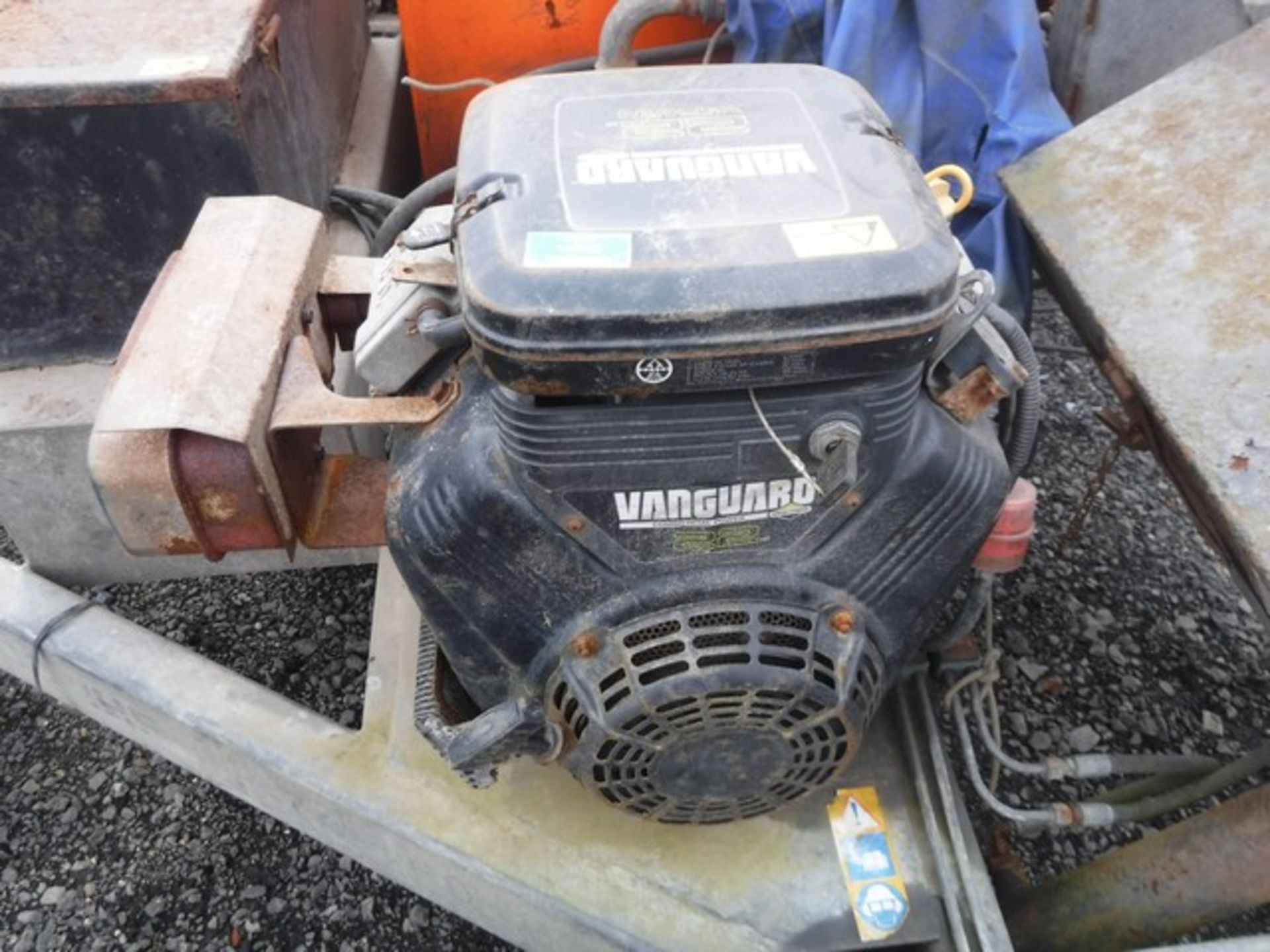 CLYDESDALE CABLE WINCH TRAILER WITH PALLETS OF REELS, S/N 224006080, ASSET NO 747-6016 - Image 6 of 10