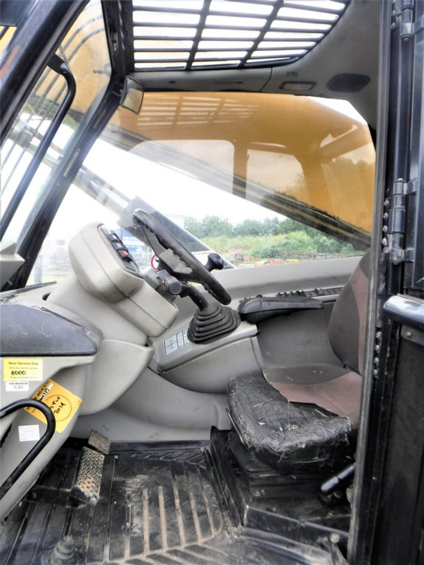 2007 CATERPILLAR TH360B telehandler s/n YC5000000TBH00675. 5868hrs (not verfied). CE marked. - Image 3 of 16
