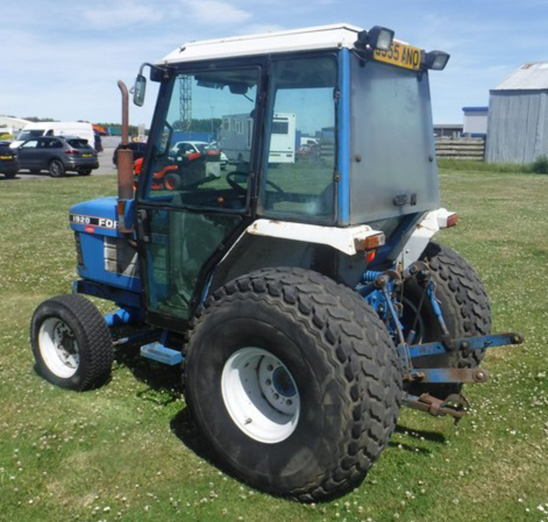 FORD 1920 tractor. Reg - G955ANO. 5010hrs (not verified) - Image 12 of 16