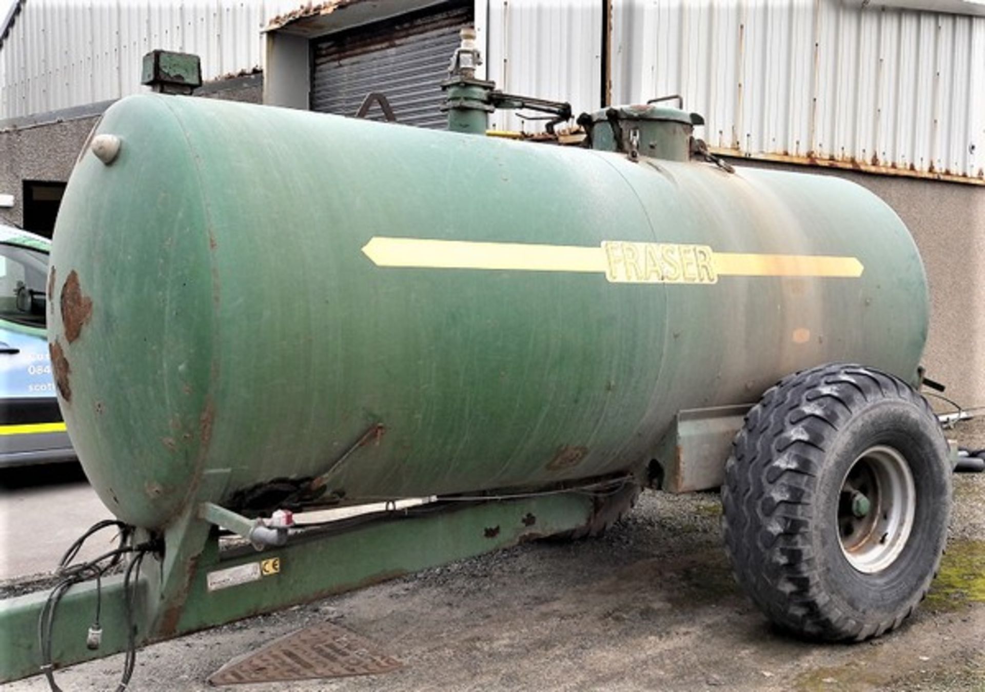 1994 FRASER SB7000 slurry tanker s/n1484. Sold from Errol auction site. Viewing and uplift from West - Bild 3 aus 5