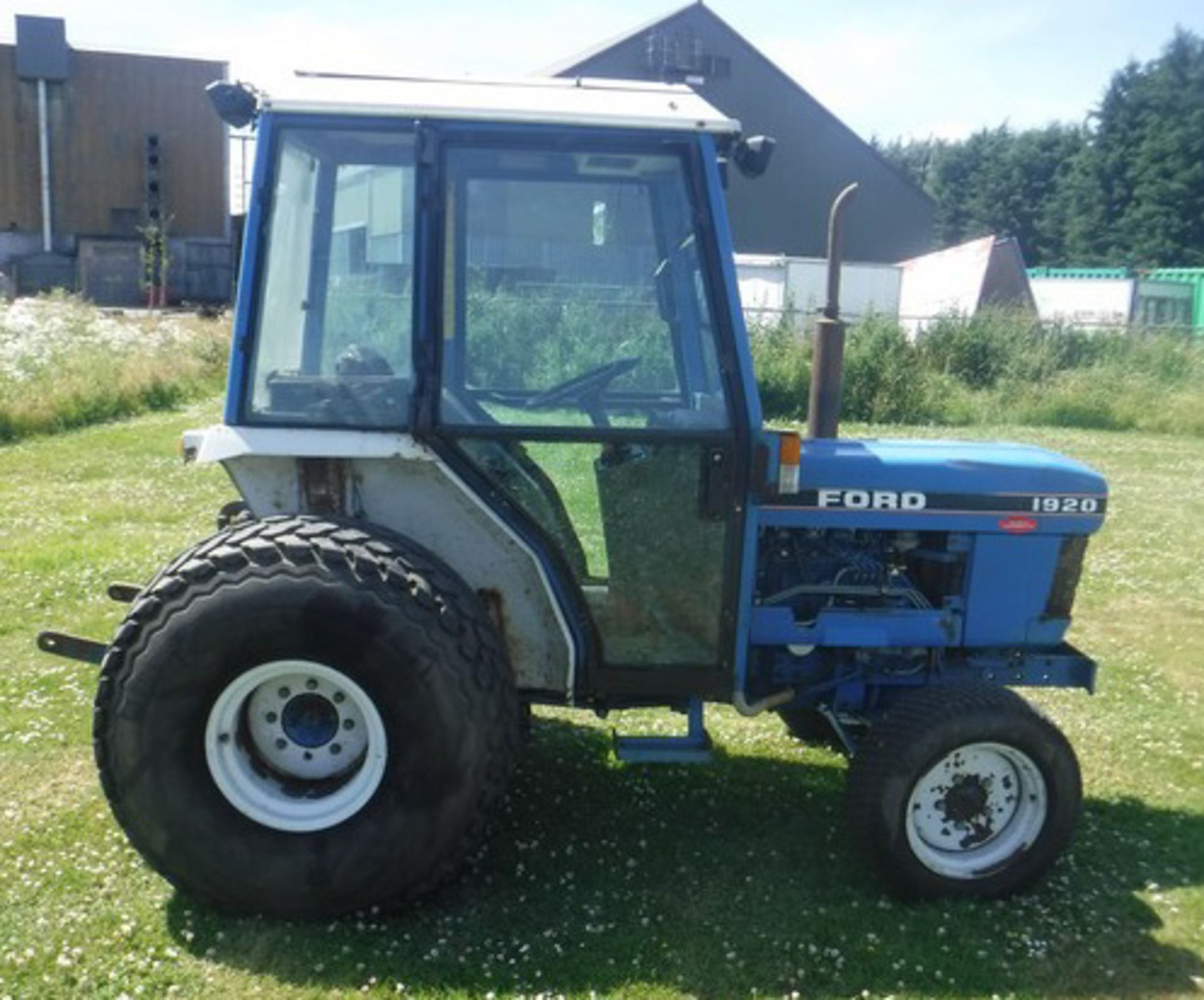 FORD 1920 tractor. Reg - G955ANO. 5010hrs (not verified) - Bild 15 aus 16