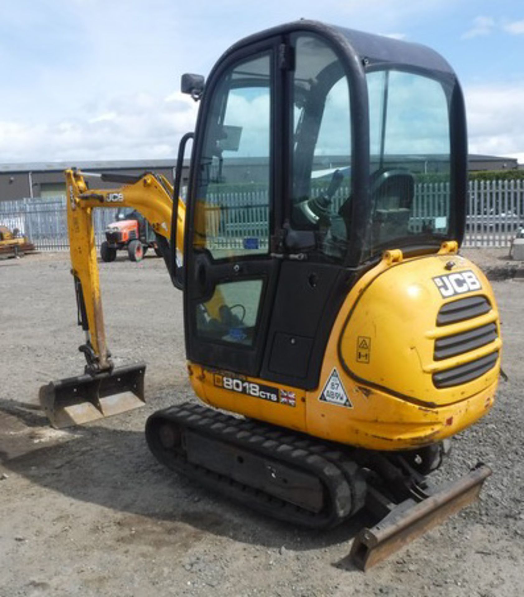 2010 JCB 80818 mini excavator c/w 1 bucket s/n 1543924. 2156hrs (not verified) - Bild 11 aus 13