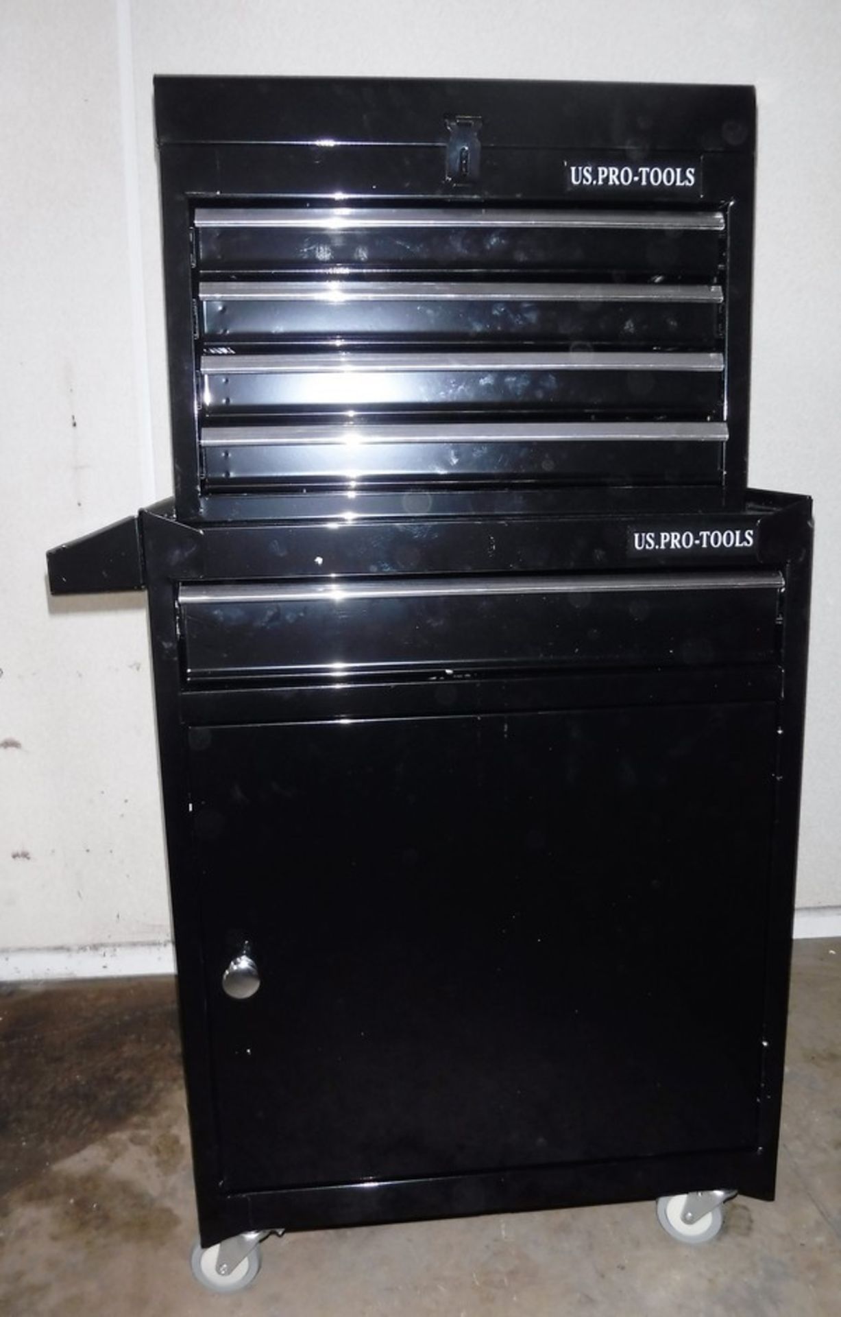 UNUSED HIGH QUALITY CHEST TOOL BOX c/w ball bearing slide drawers. Body reinforced design. Can be lo - Image 3 of 3