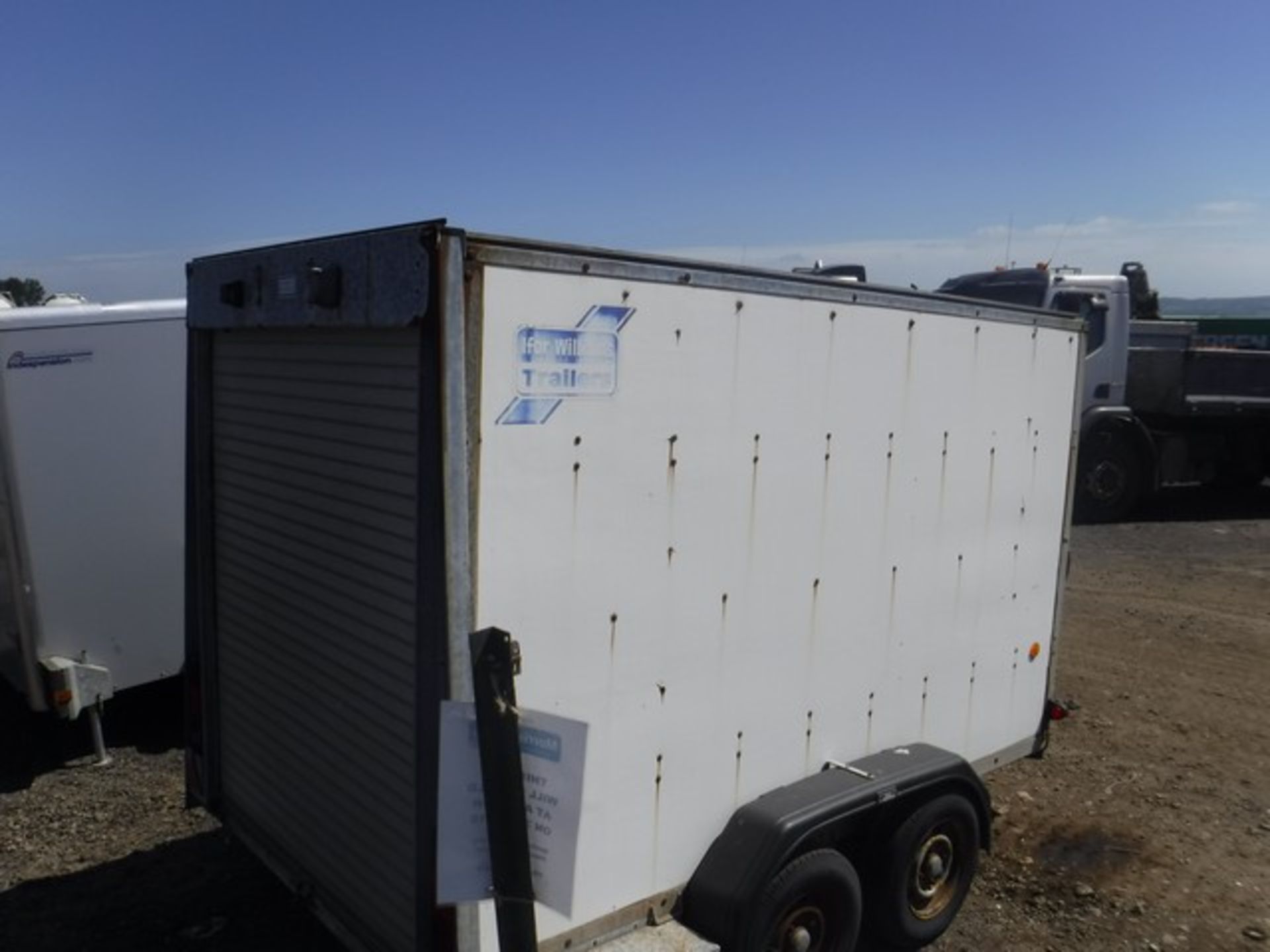 IFOR WILLIAMS 10' x 5' twin axle box trailer. Fitted with power points. VIN WO243243. Asset no. 758- - Bild 2 aus 6