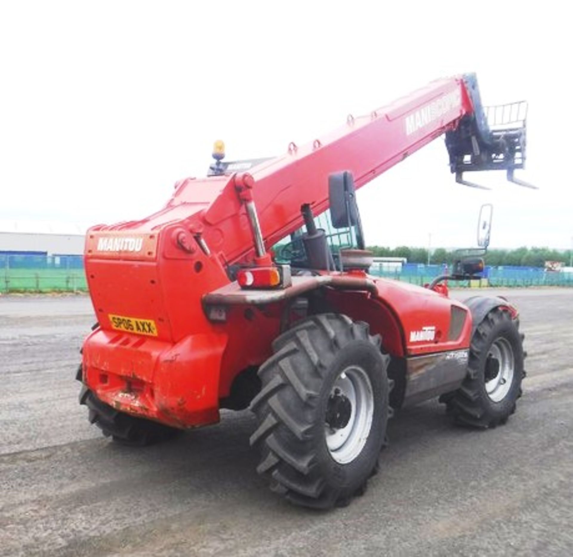 2006 MANITOU 14/35 TELEHANDLER c/w bucket & forks s/n 1230044. Reg no SP06 AXX. 2646hrs (not verifie - Bild 9 aus 16