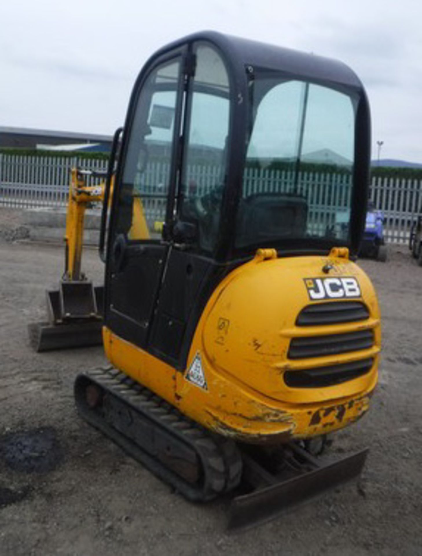 2011 JCB 80814 CTS c/w 3 buckets s/n JCB80814A01627300. 2891hrs (not verified) - Bild 13 aus 15