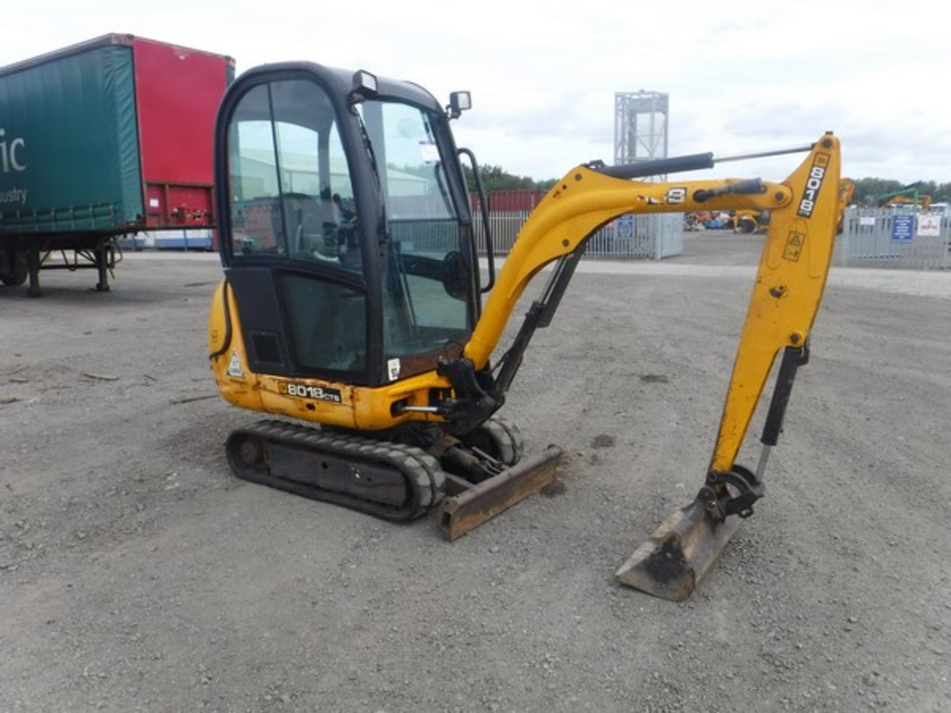 2010 JCB 80818 CTS c/w 1 bucket s/n JCB08018C01543924. 2166hrs (not verified). - Image 10 of 16