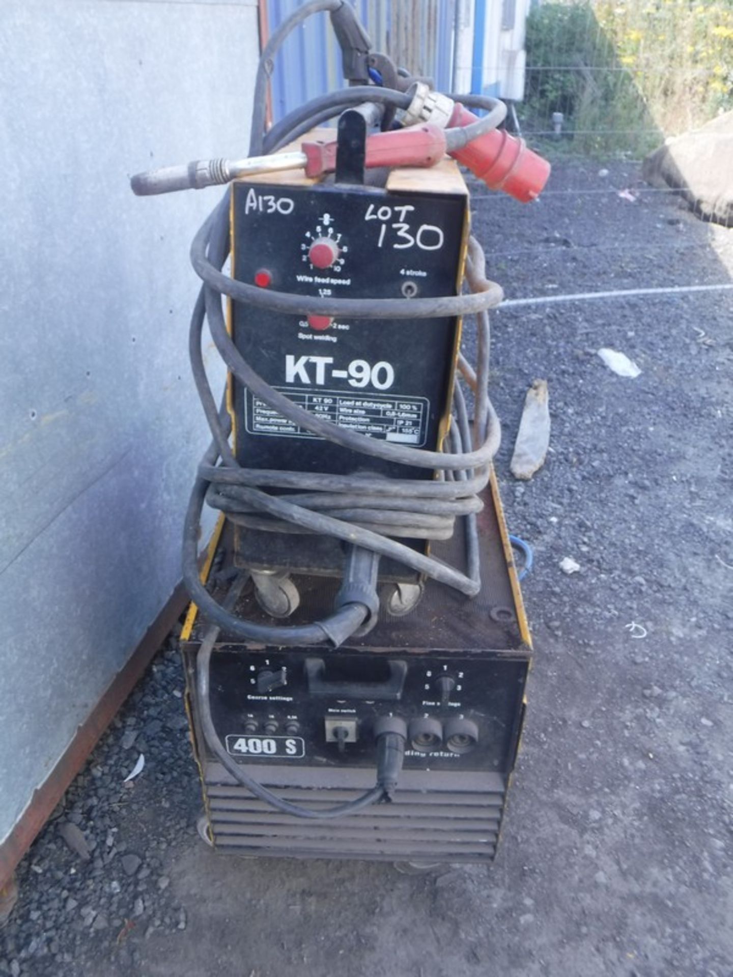 FASTWELD KT90 mig 4005, gas bottle trolley,hoses and welding torch - Image 2 of 6