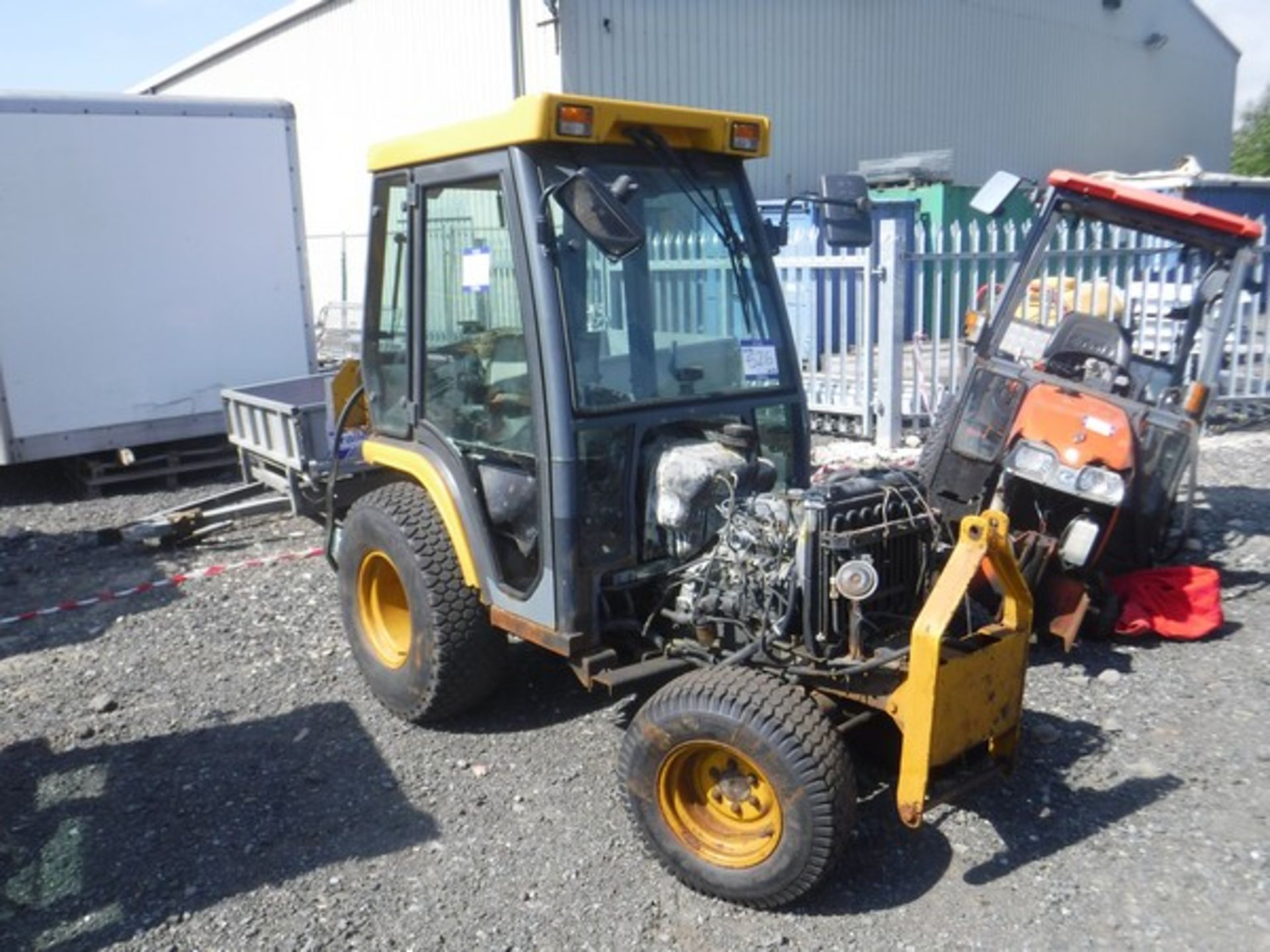 2003 KUBOTA Mini tractor, S/N B2110HD80538. Reg - SN53 JKK hrs not known. Non-runner. For spares o - Image 6 of 17