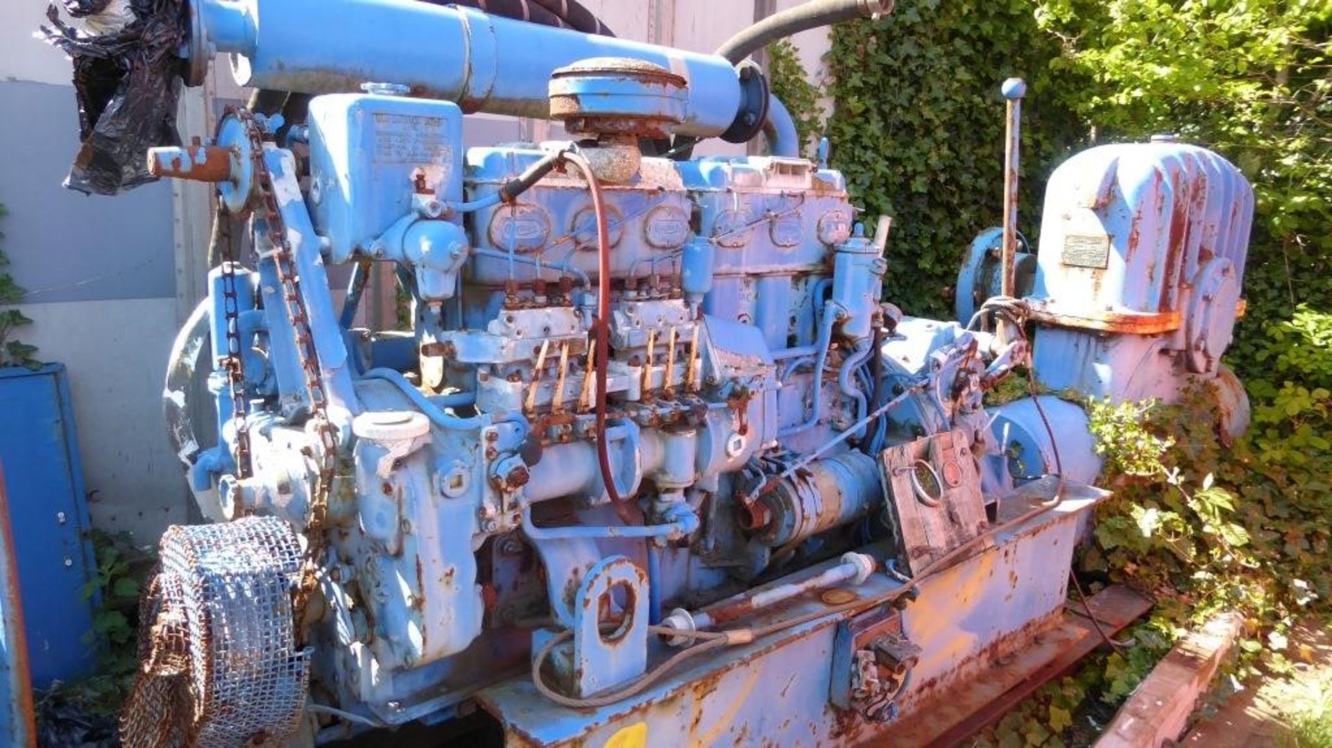 GARDINER 6 cylinder diesel engine, c/w gearbox, drive & croft motor. Reasonable condition. Starter m - Image 2 of 8