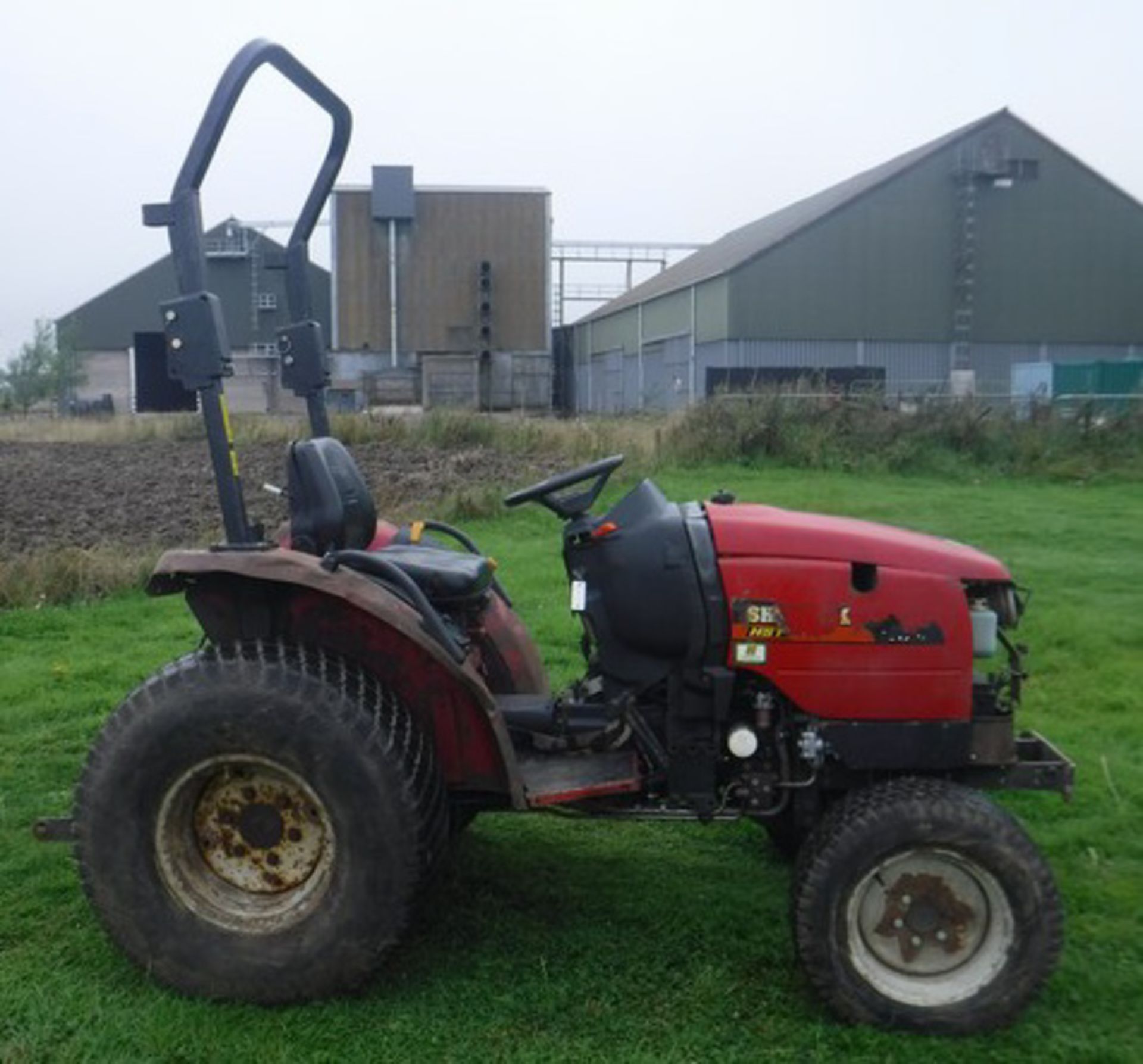 2011 SHIBAURA ST-333 compact tractor. S/N 21197, 2957hrs (not verified) - Image 4 of 10