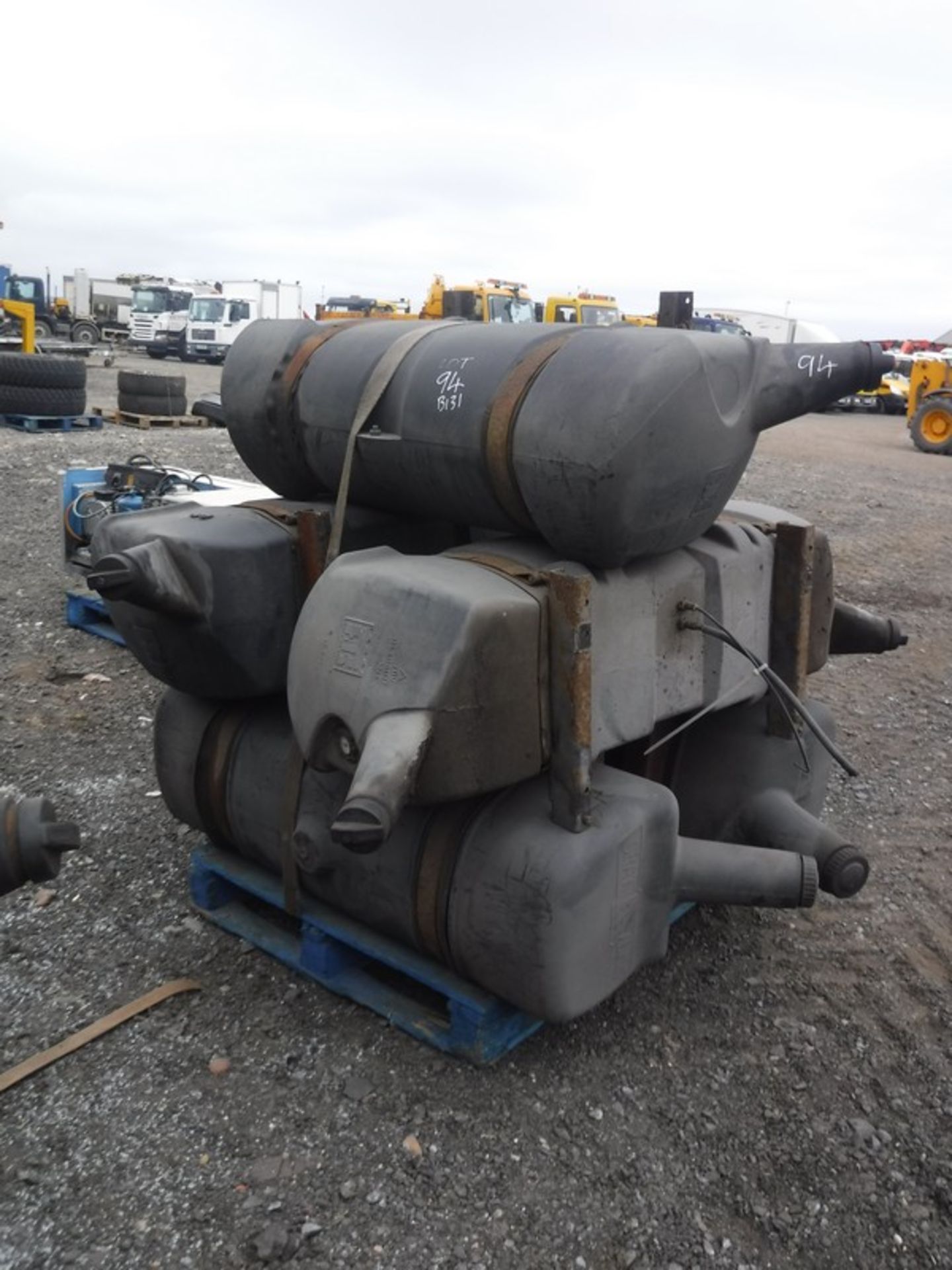 DIESEL tanks (plastic)