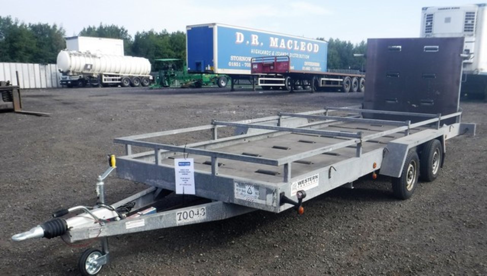 1999 WESTERN TRAILERS 18' X 6' twin axle trailer c/w 5' ramp. Max gross weight 2000kg. VIN SEWTTRT20