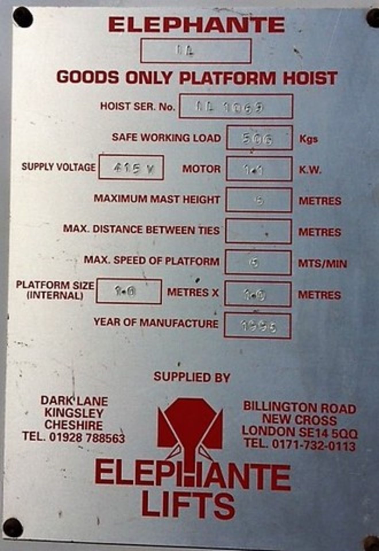 1996 ELEPHANTE goods only lift. Safe working load 500kg. S/N 1L1069. Supply voltage 415. Max mast he - Image 4 of 5
