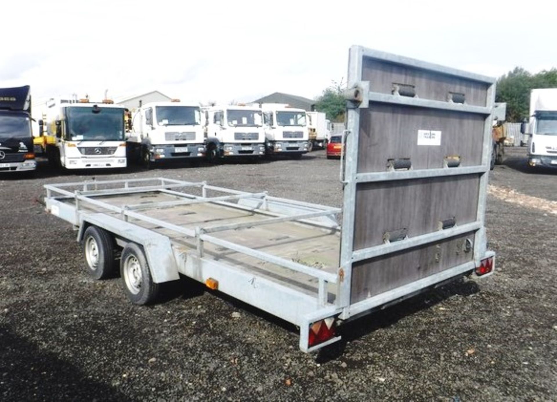 2003 WESTERN 18' x 6' twin axle trailer c/w 5' ramp. Max gross weight 2000kgs. VIN SEWTTRT203BG50014 - Image 6 of 11