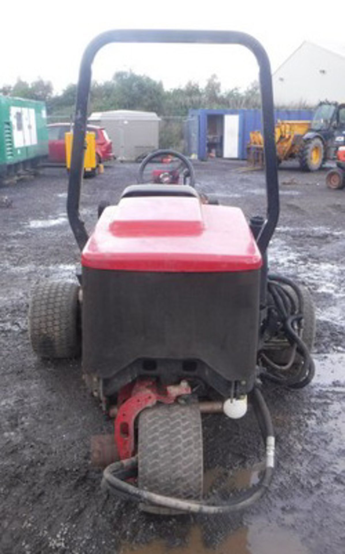 2007 TORO Reelmaster 3100D ride on lawn mower. S/N 03206-270001370. 3086hrs (not verified). Asset - - Image 10 of 13