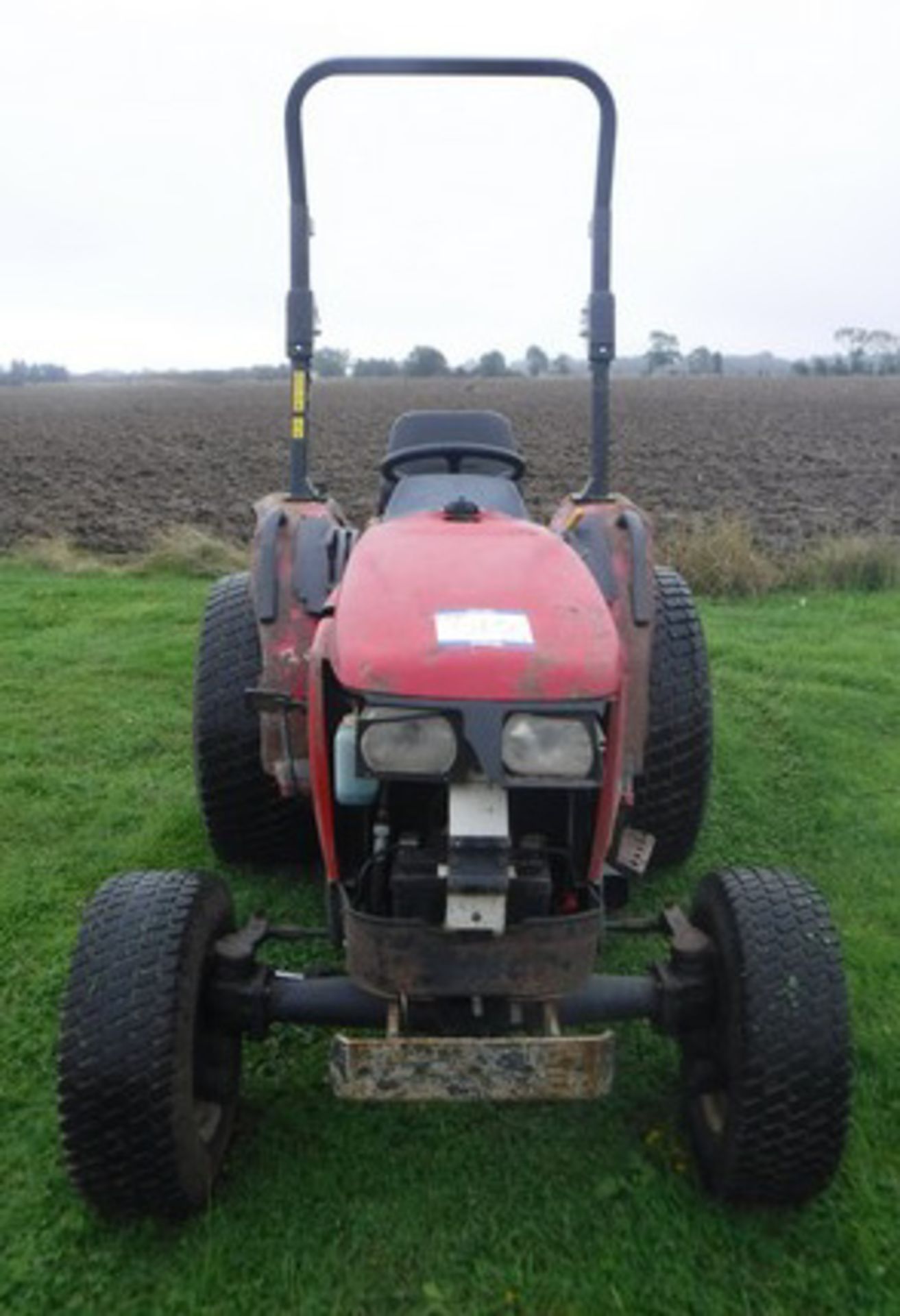 2011 SHIBAURA ST-333 compact tractor. S/N 21197, 2957hrs (not verified) - Image 2 of 10